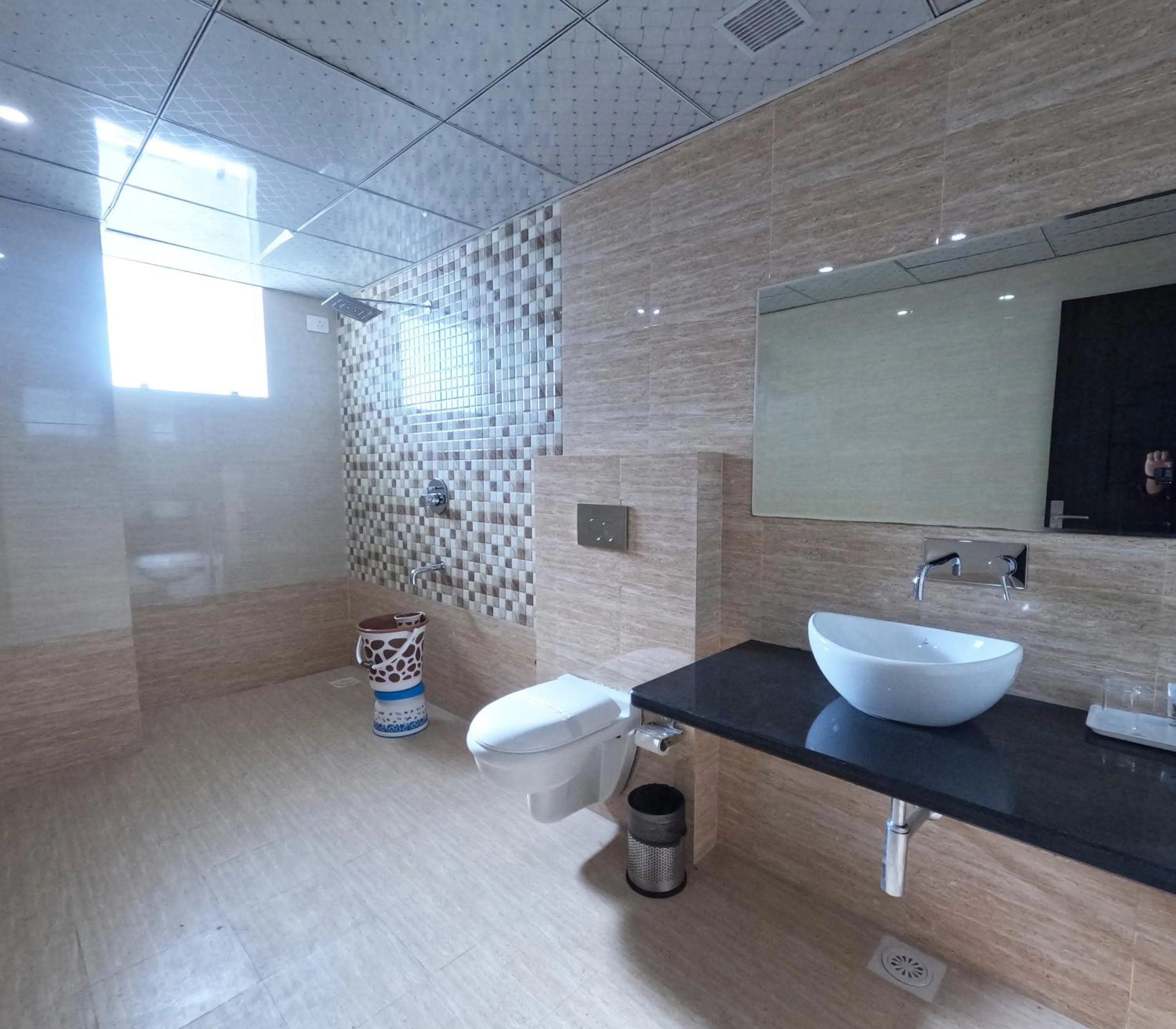 Bathroom in Hotel Annpurna Regency