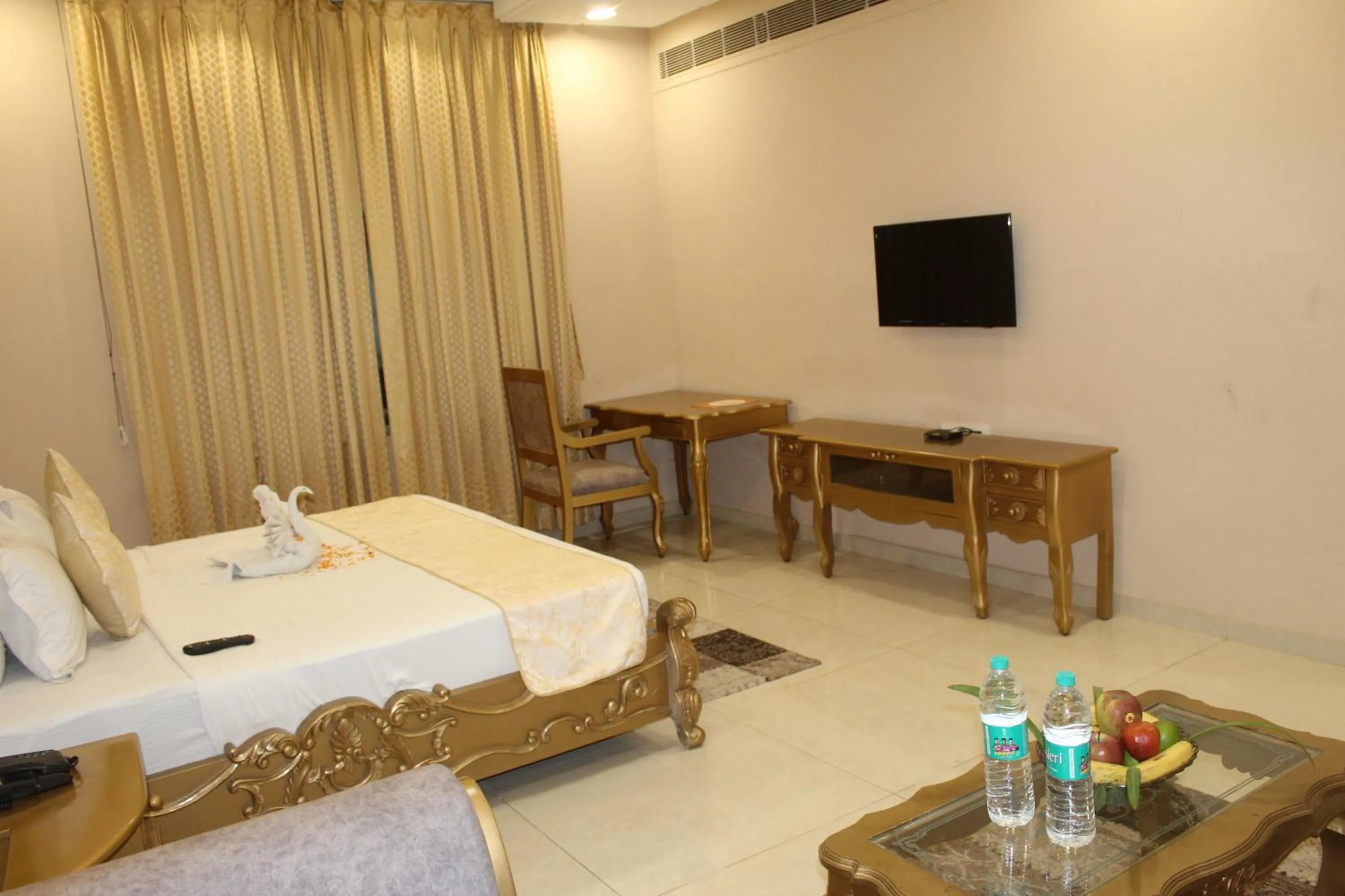 Bed in Hotel Annpurna Regency