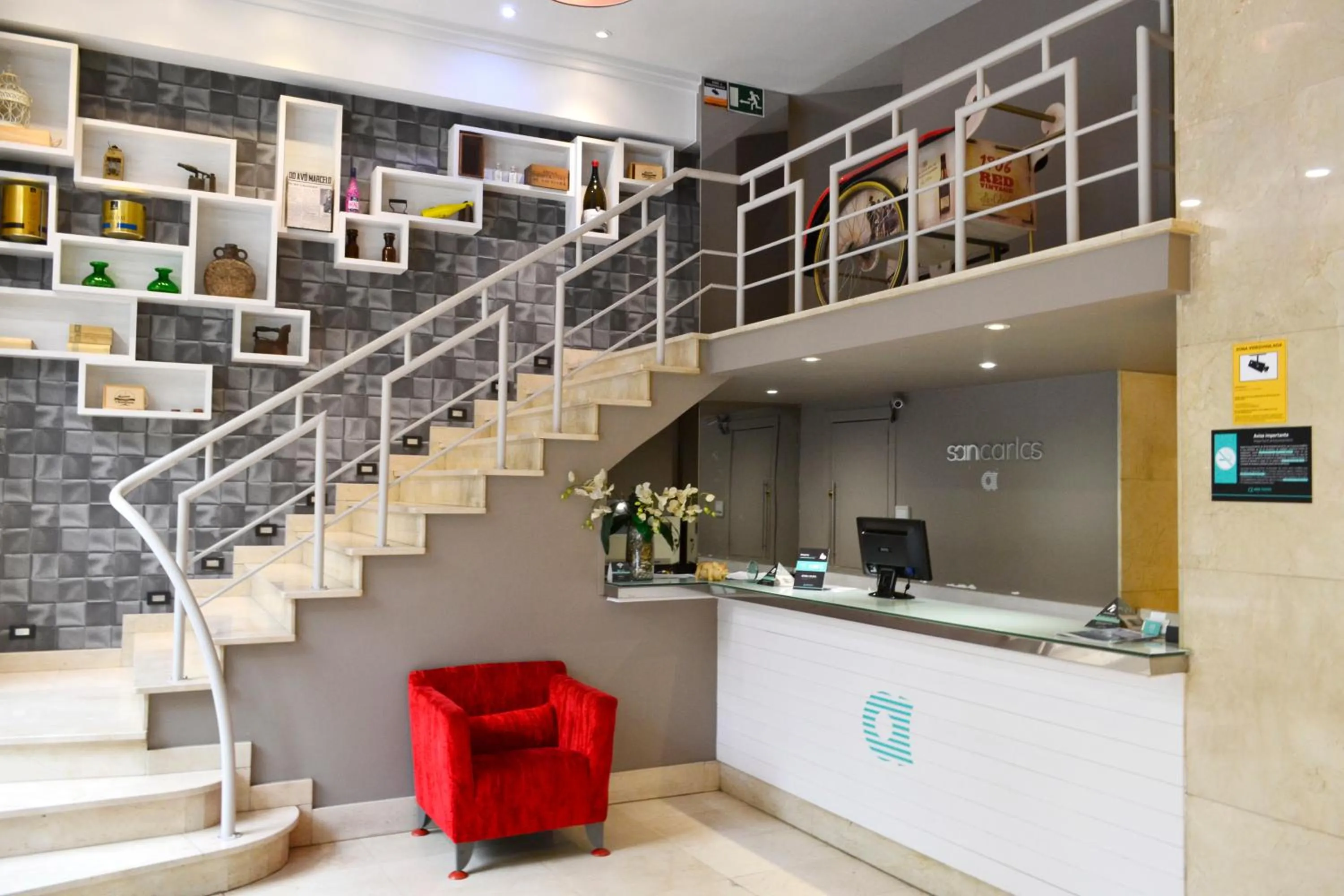 Lobby or reception in Hotel Alda San Carlos