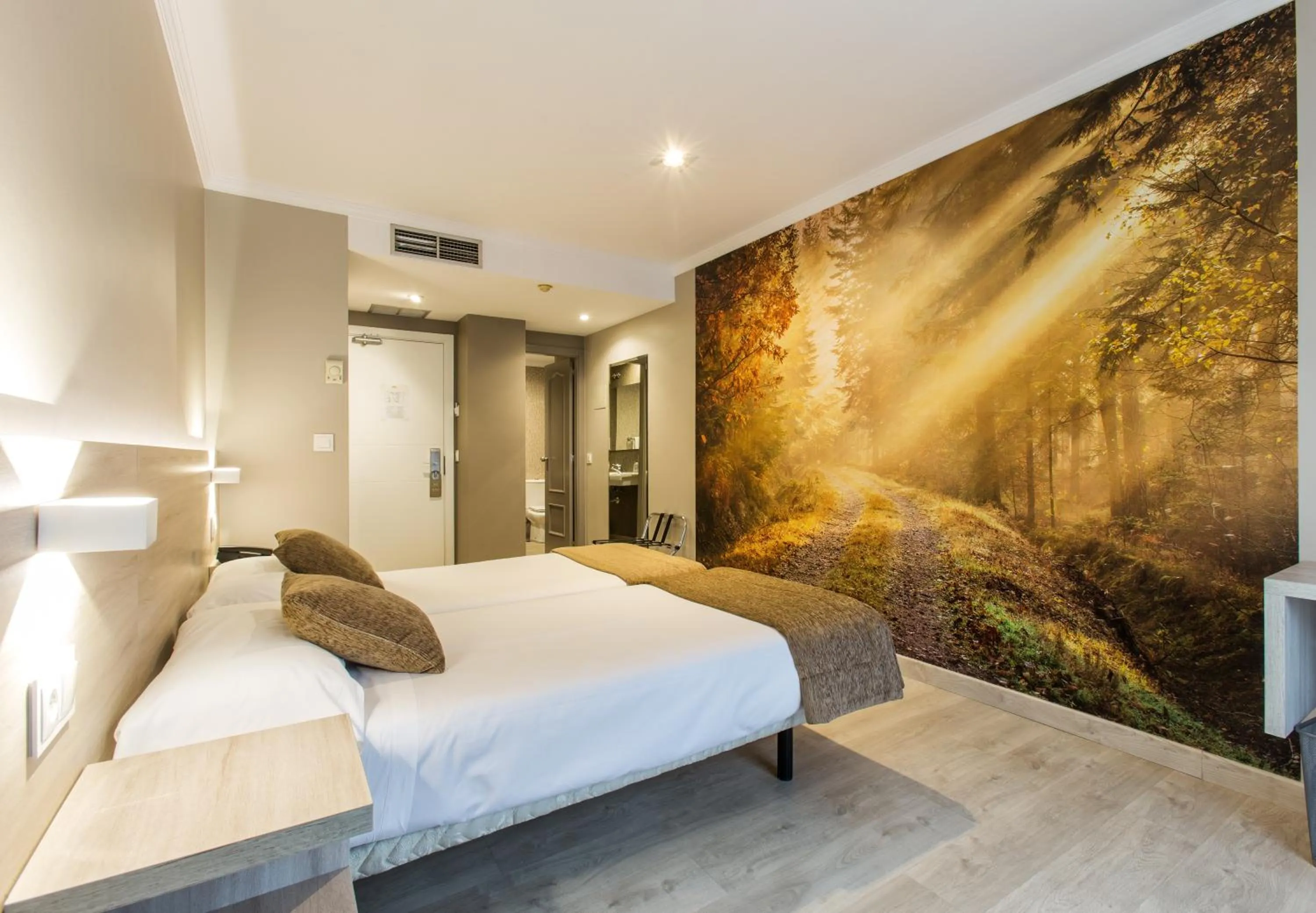 Bed in Hotel Alda San Carlos