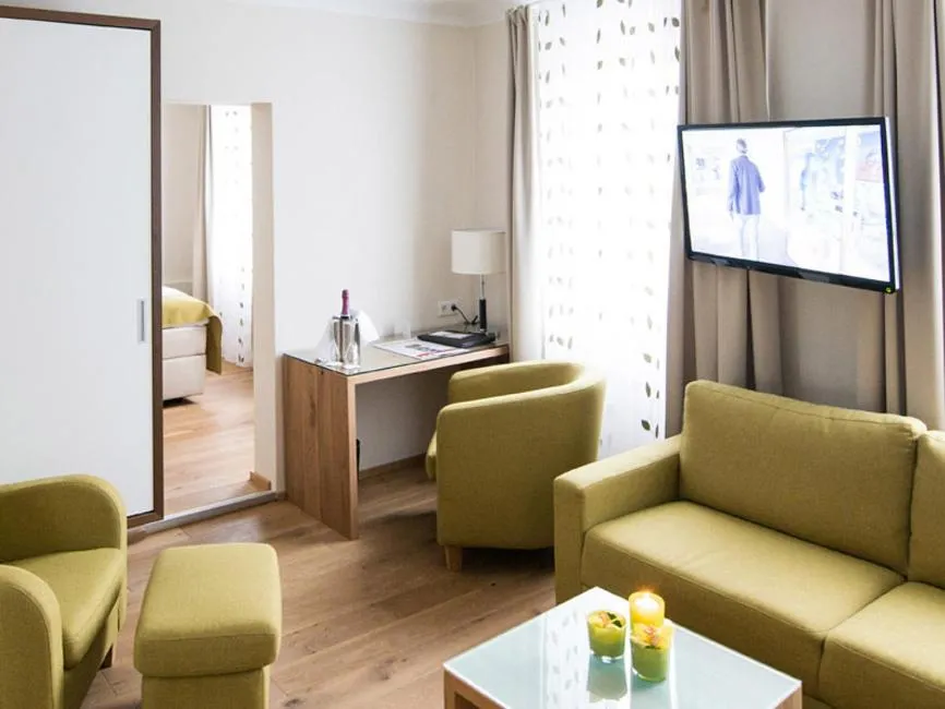 Photo of the whole room in Hotel am Herkules