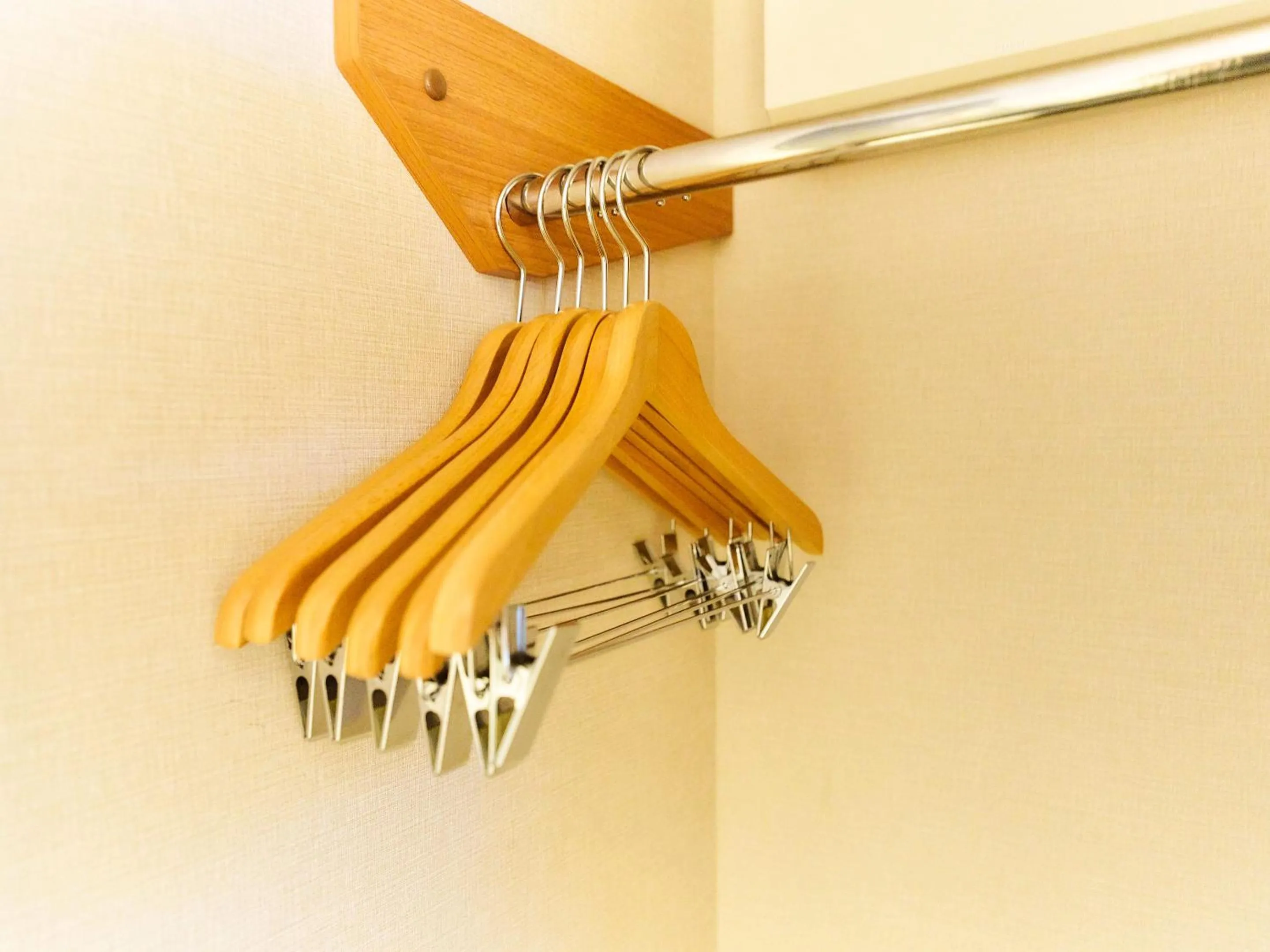 wardrobe in Hotel Meldia Kyotoshijoomiya