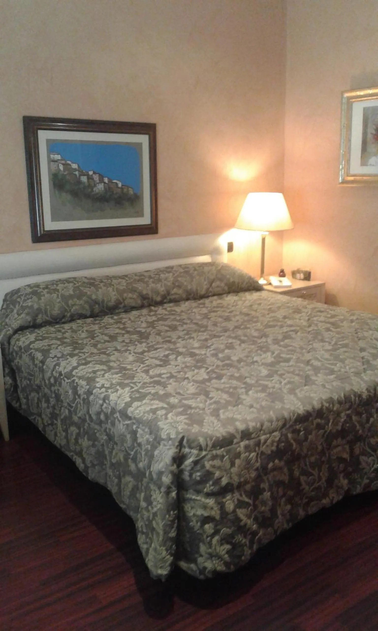 Bed in Colosseo Studio Suite
