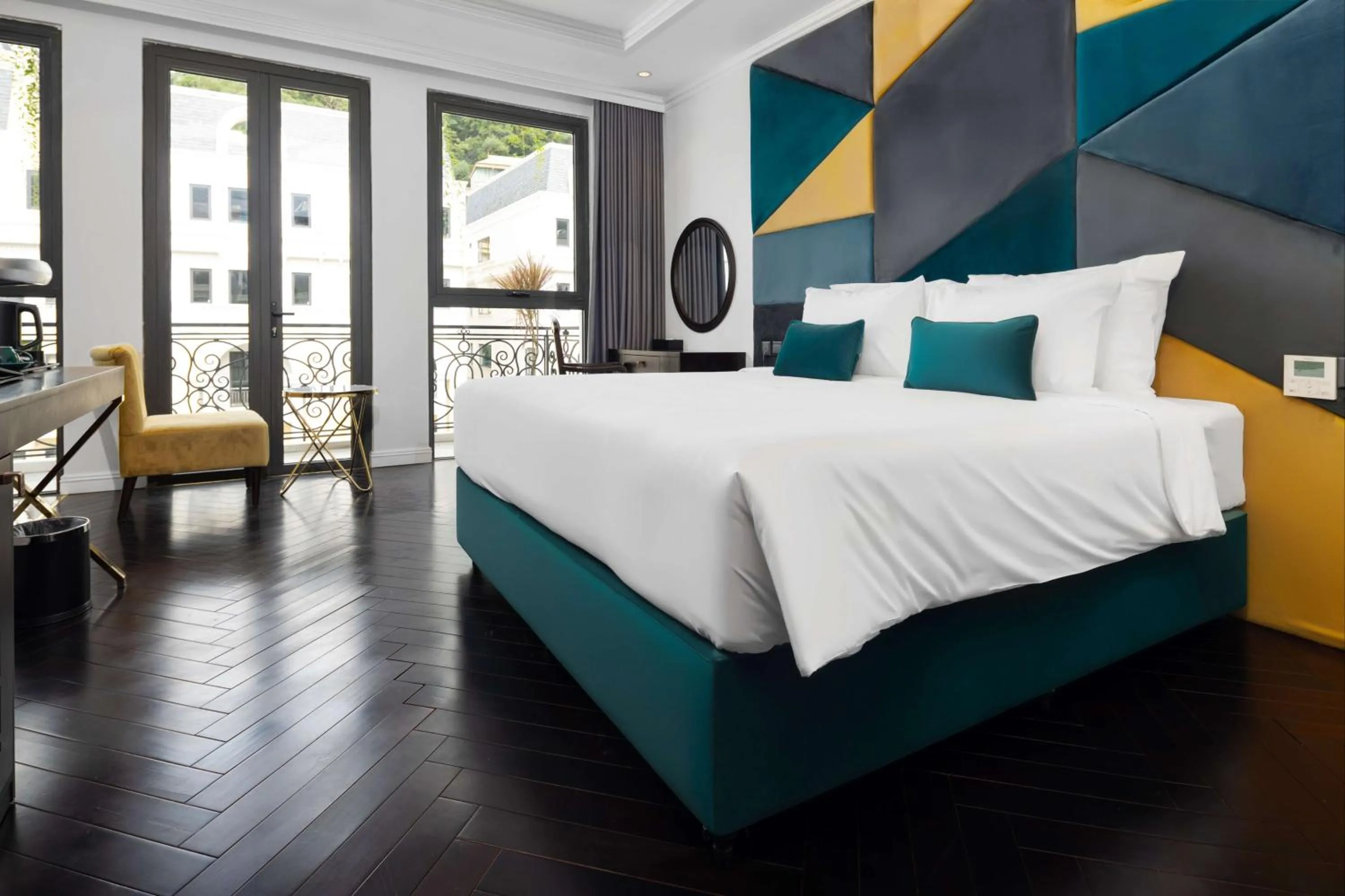 Bedroom, Bed in The Almin Hotel