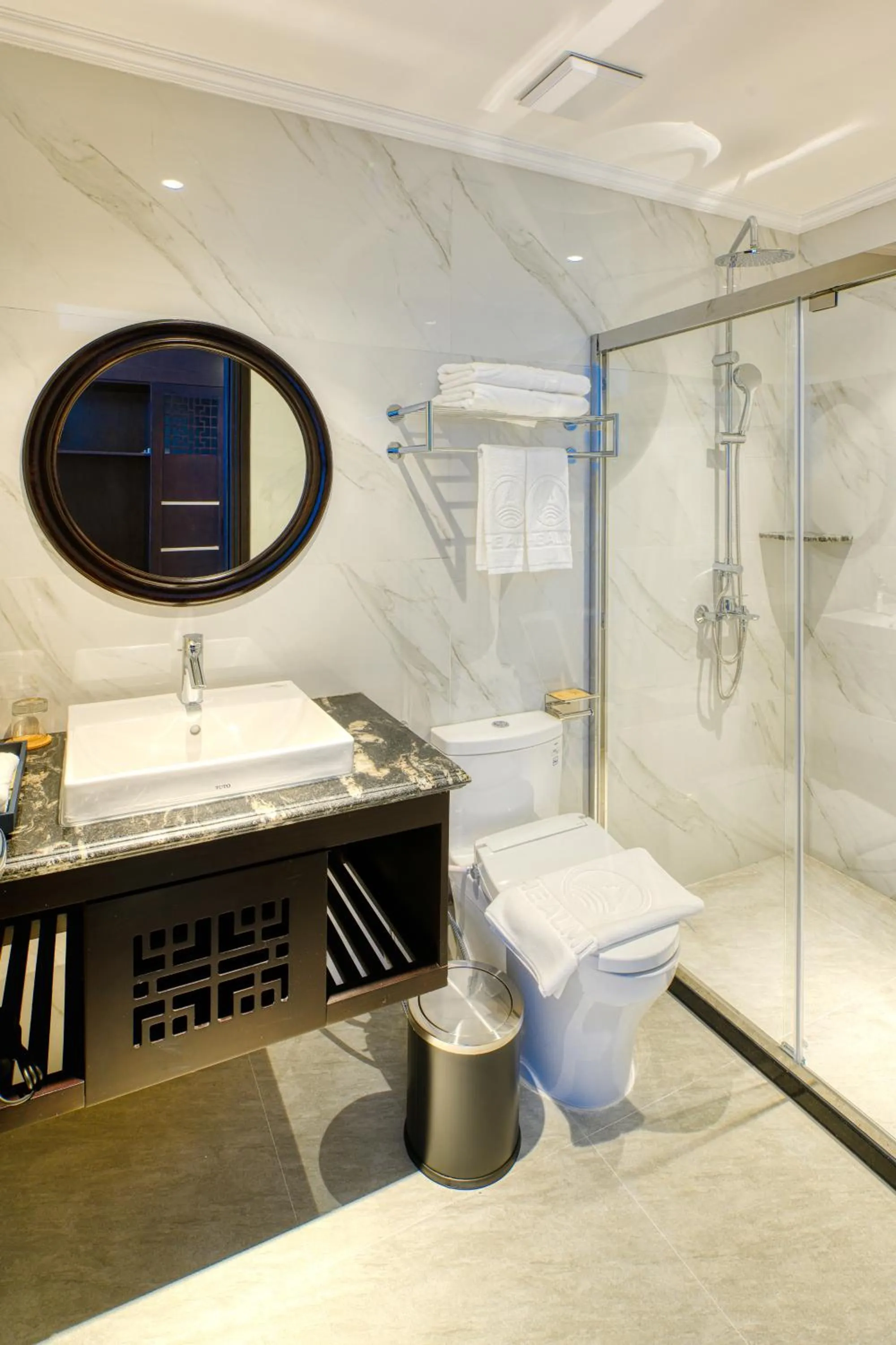 Toilet in The Almin Hotel