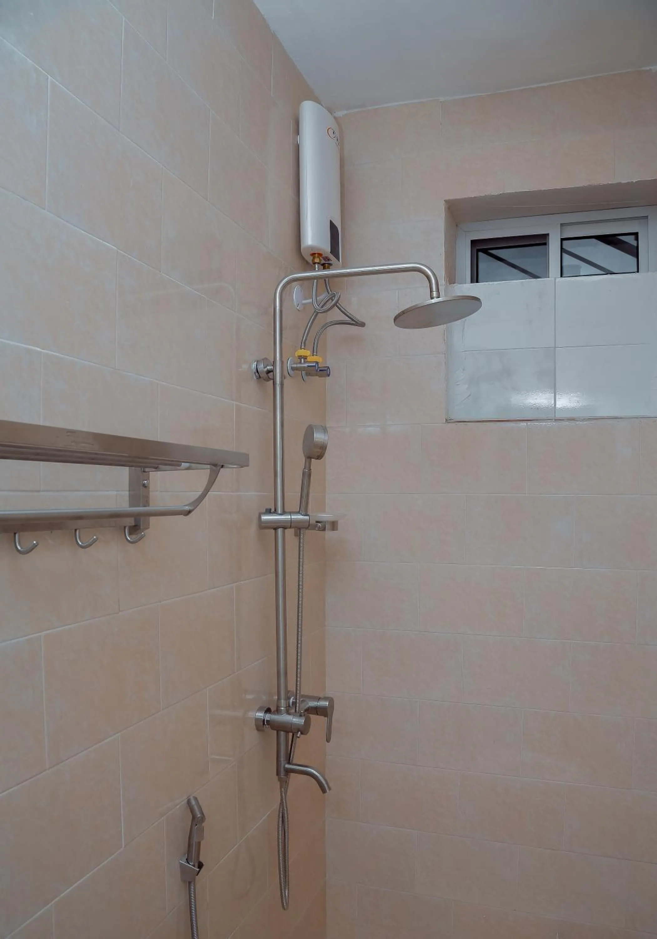 Shower in Hotel Amaranth