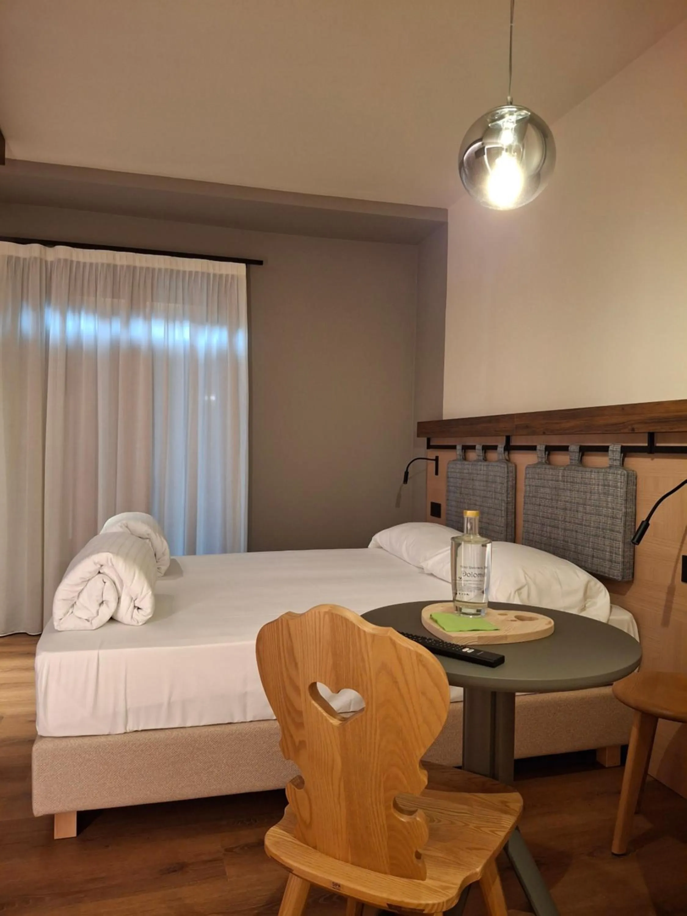 Bed in Hotel Dolomiti Saone