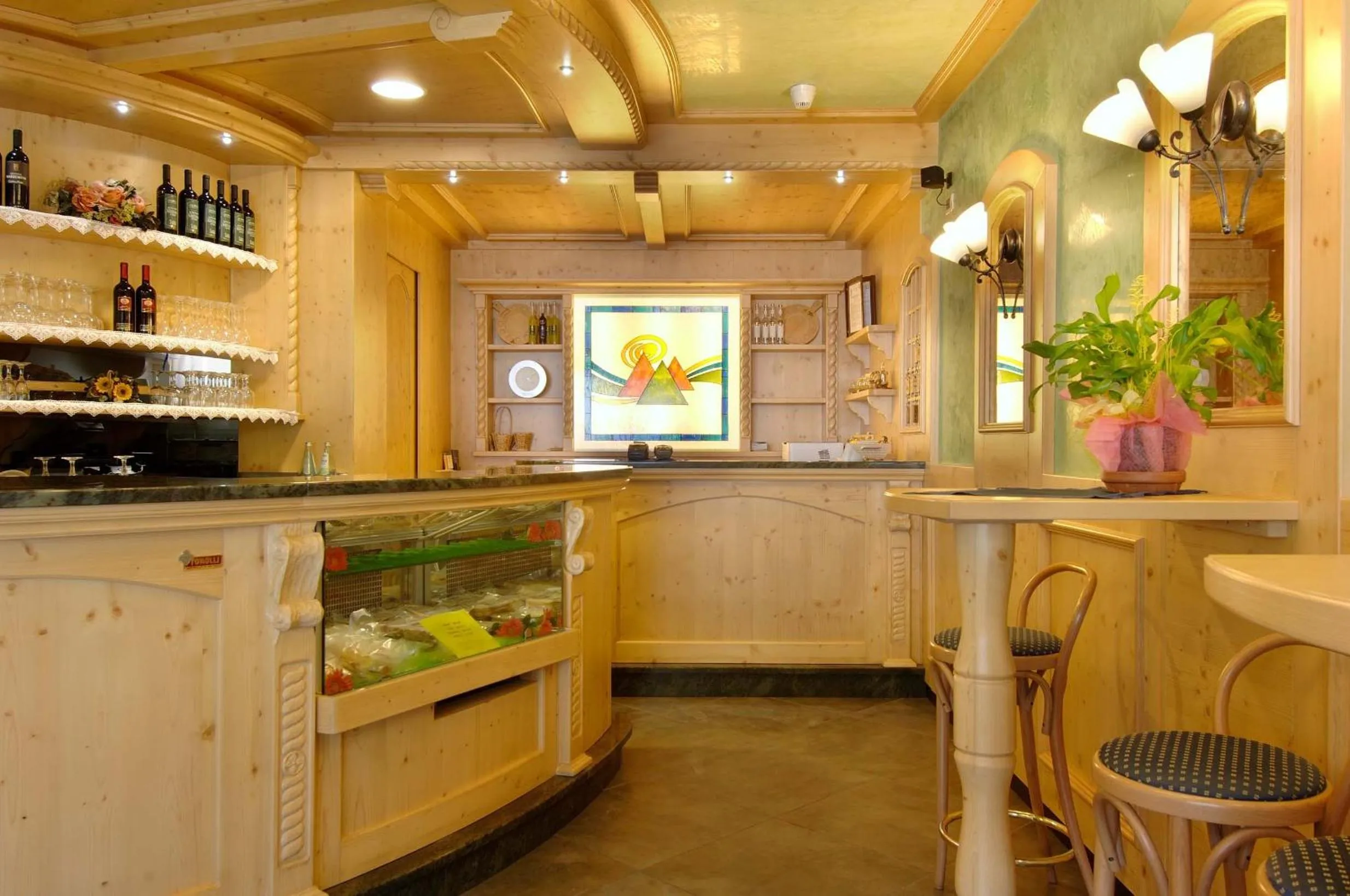 Lounge or bar in Hotel Dolomiti Saone