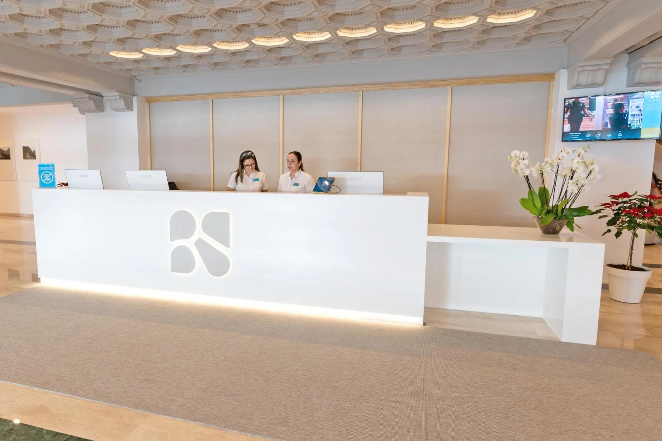 Lobby or reception in Complejo BLUESEA Puerto Resort compuesto por Hotel Canarife y Bonanza Palace