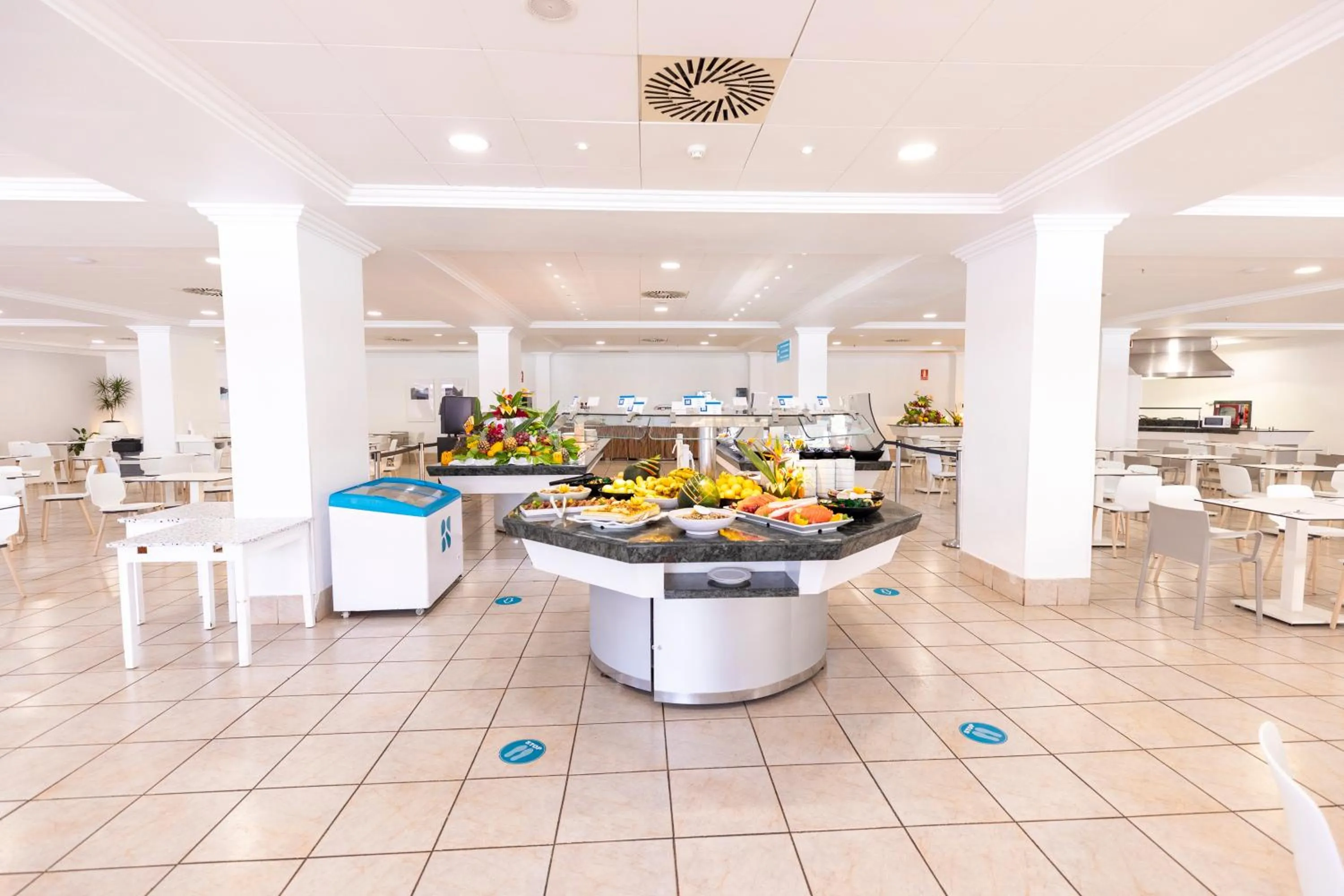 Restaurant/places to eat in Complejo BLUESEA Puerto Resort compuesto por Hotel Canarife y Bonanza Palace