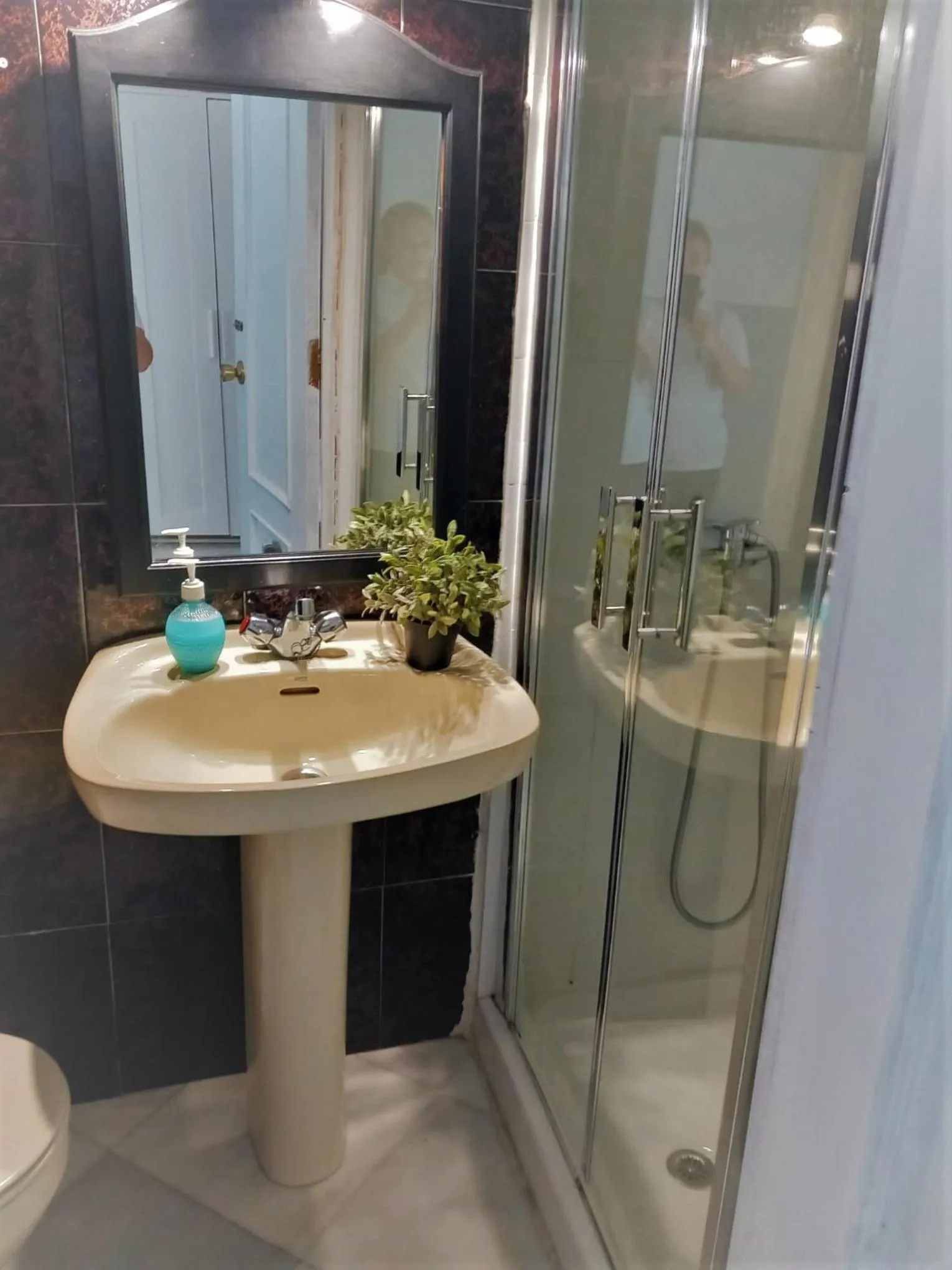 Shower in SevillaDream