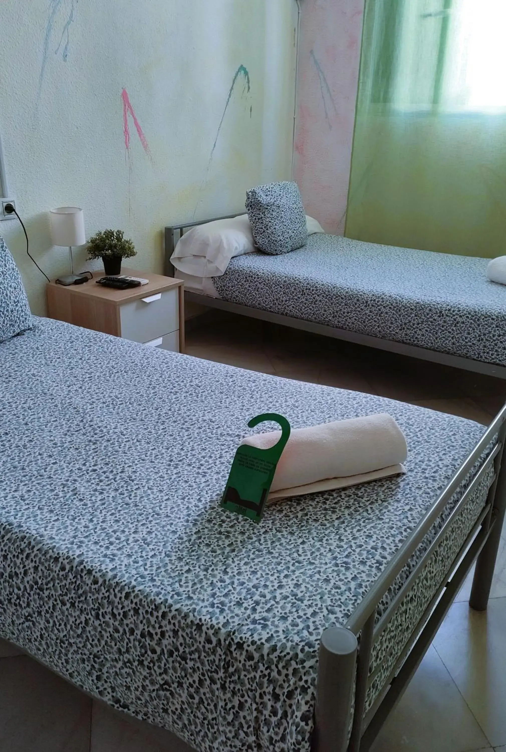 Twin Room with Shared Bathroom in SevillaDream Twin Room with Shared Bathroom in SevillaDream