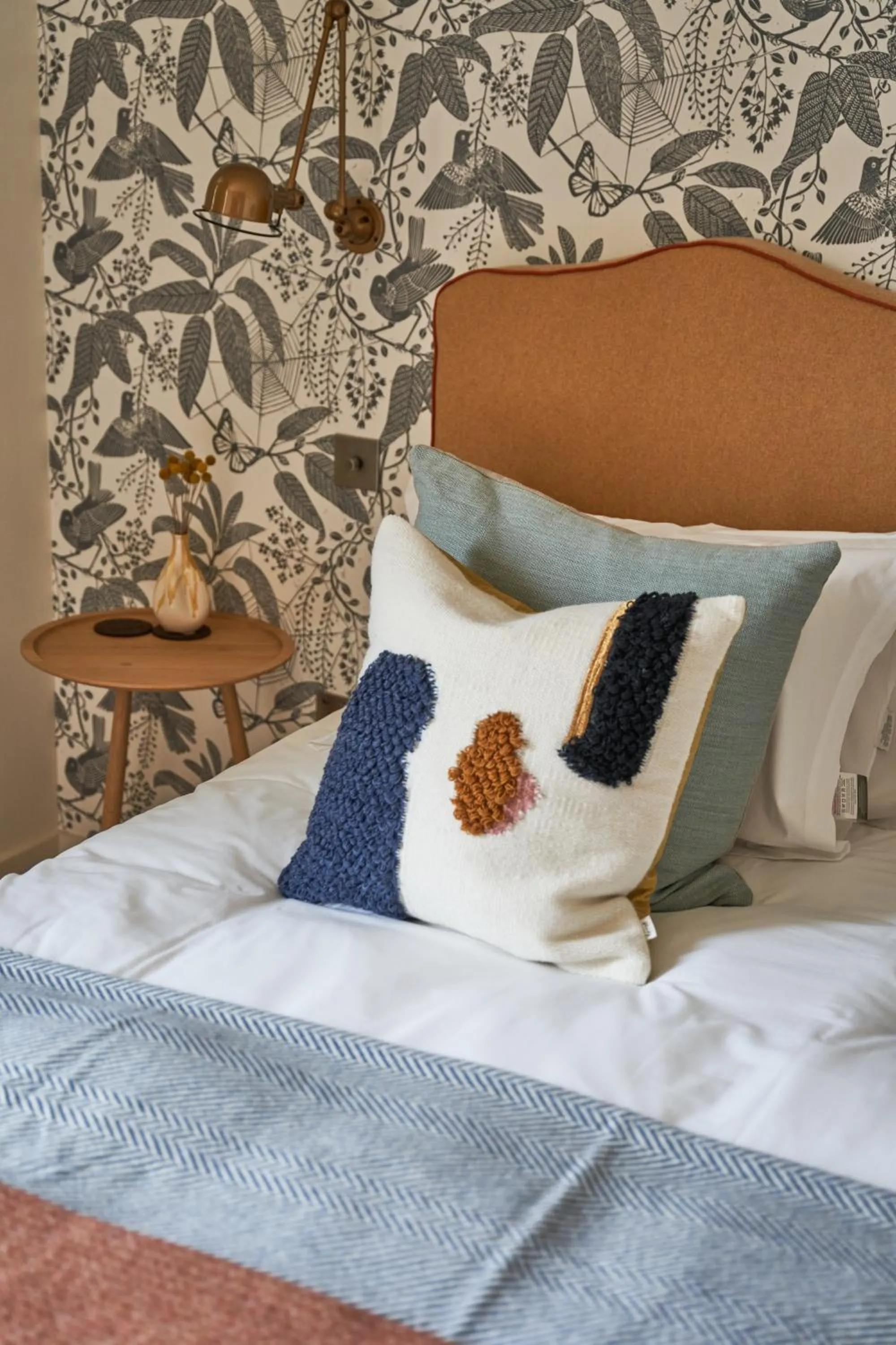 Bed in The Lakes By YOO