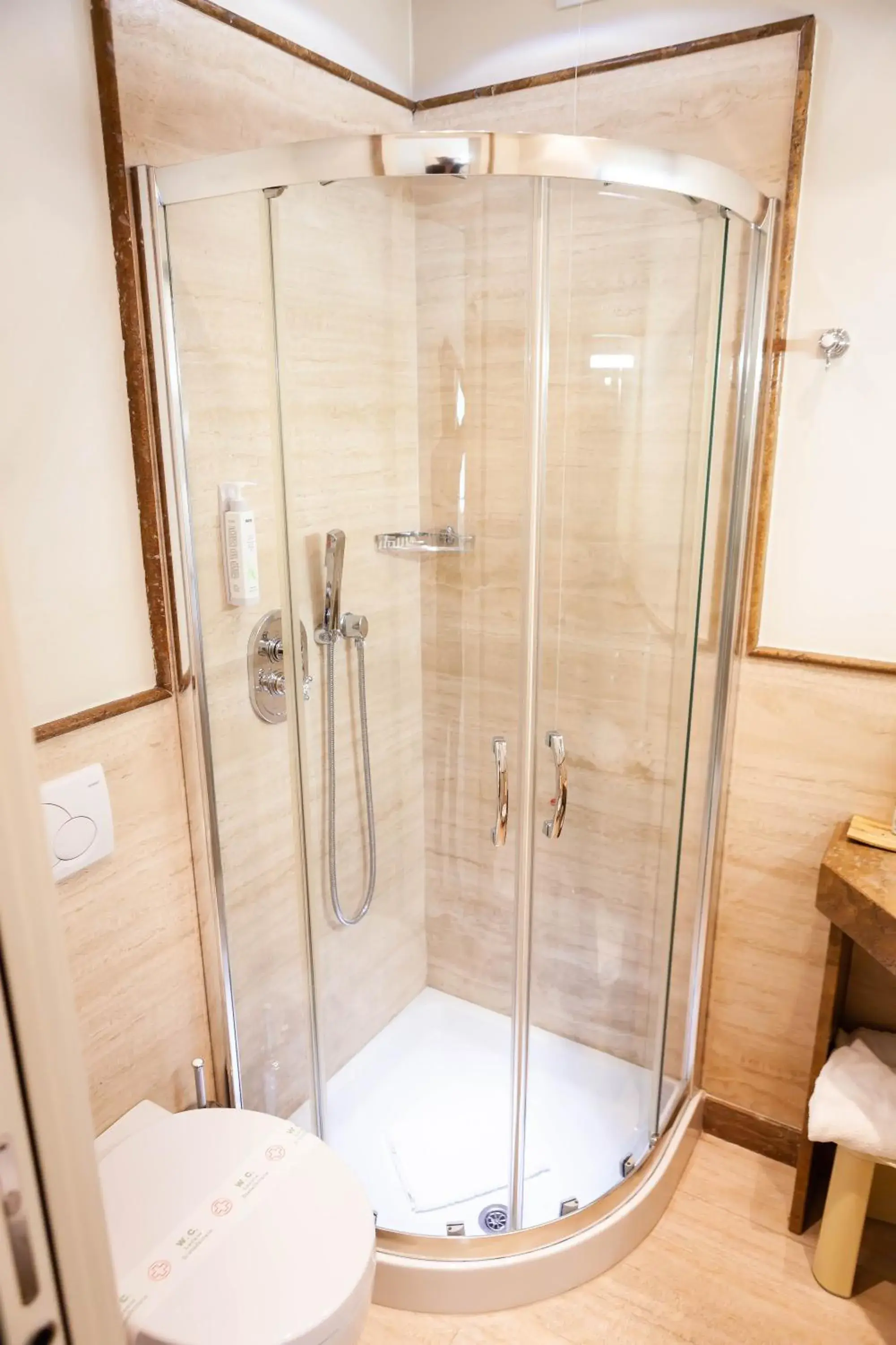 Single Room with Balcony in Hotel Conchiglia Single Room with Balcony in Hotel Conchiglia