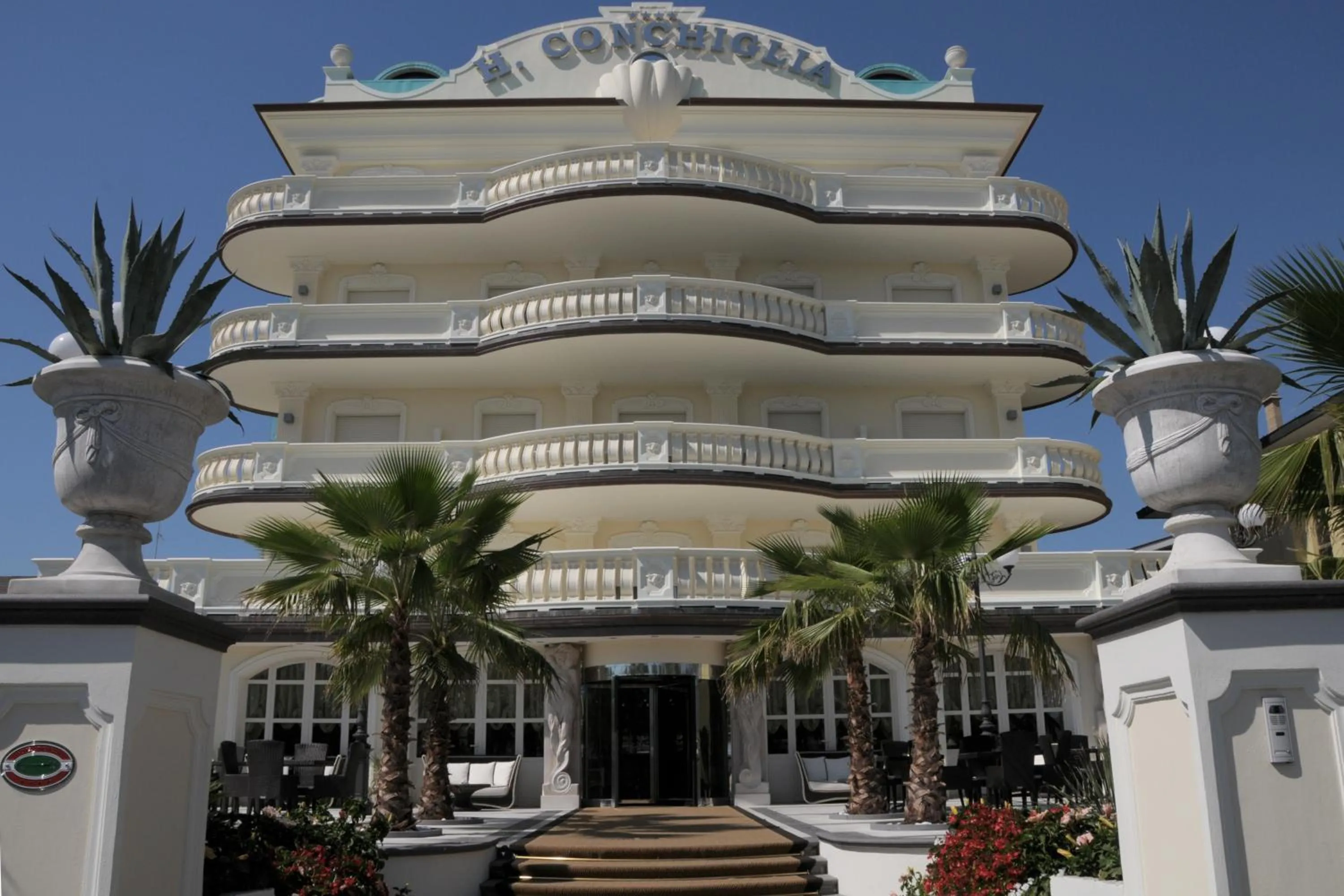 Facade/entrance in Hotel Conchiglia