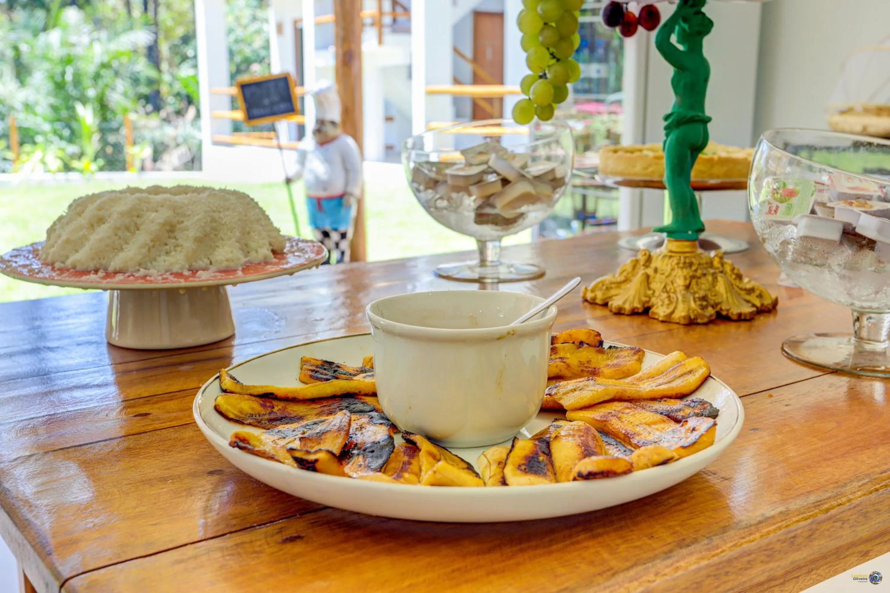 Buffet breakfast in Pousada Céu & Mar de Taipu