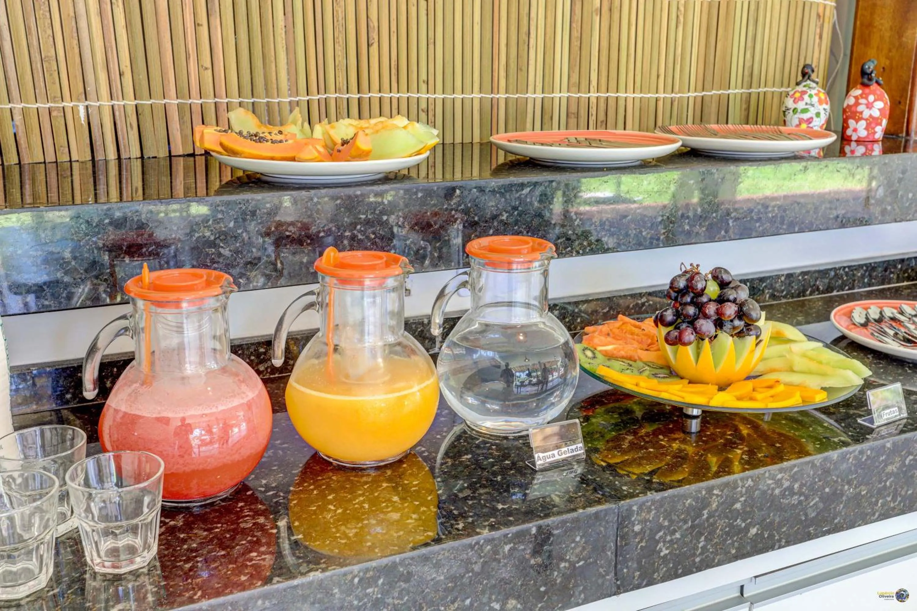 Buffet breakfast in Pousada Céu & Mar de Taipu