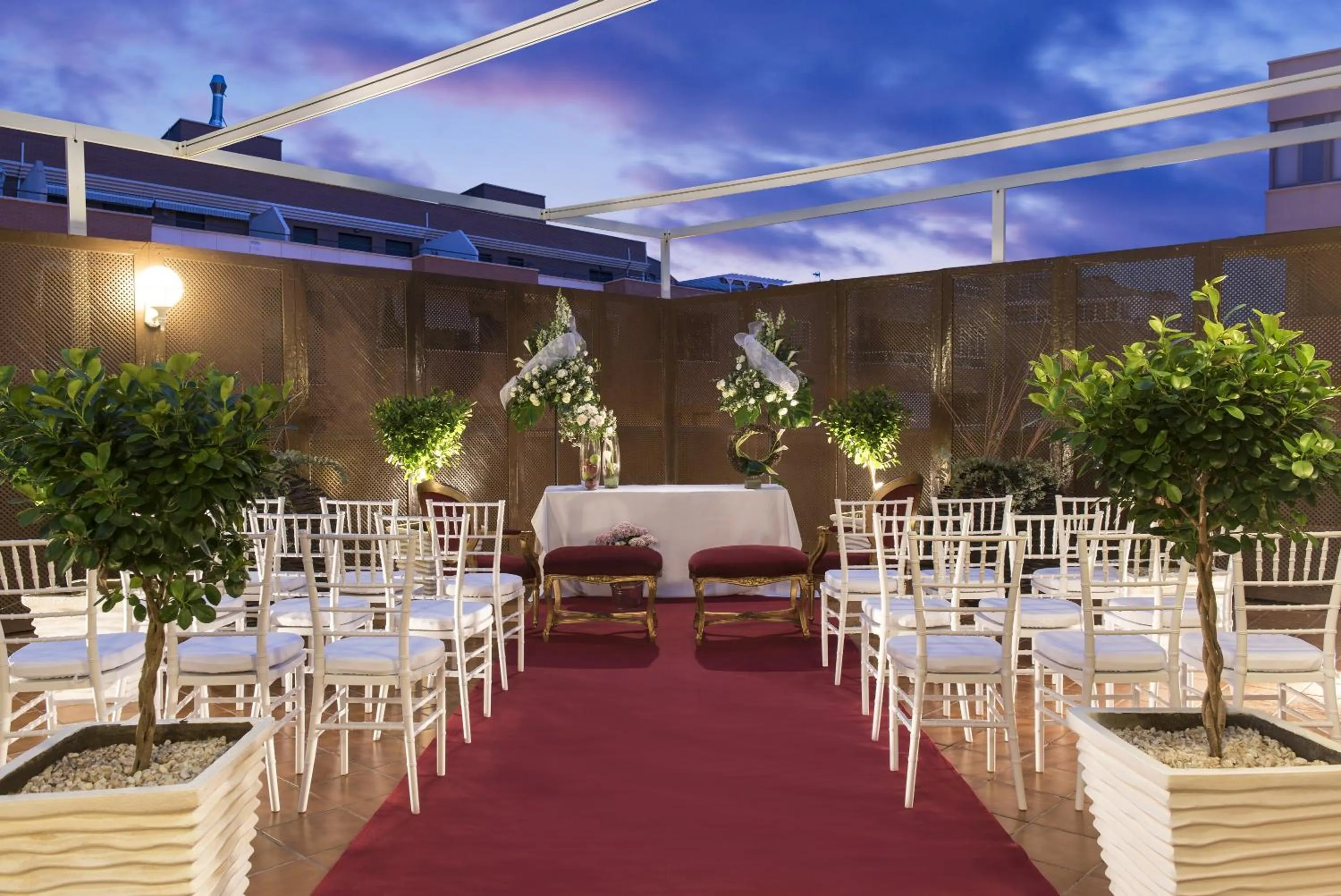 Banquet/Function facilities in Elba Almeria Business & Convention Hotel