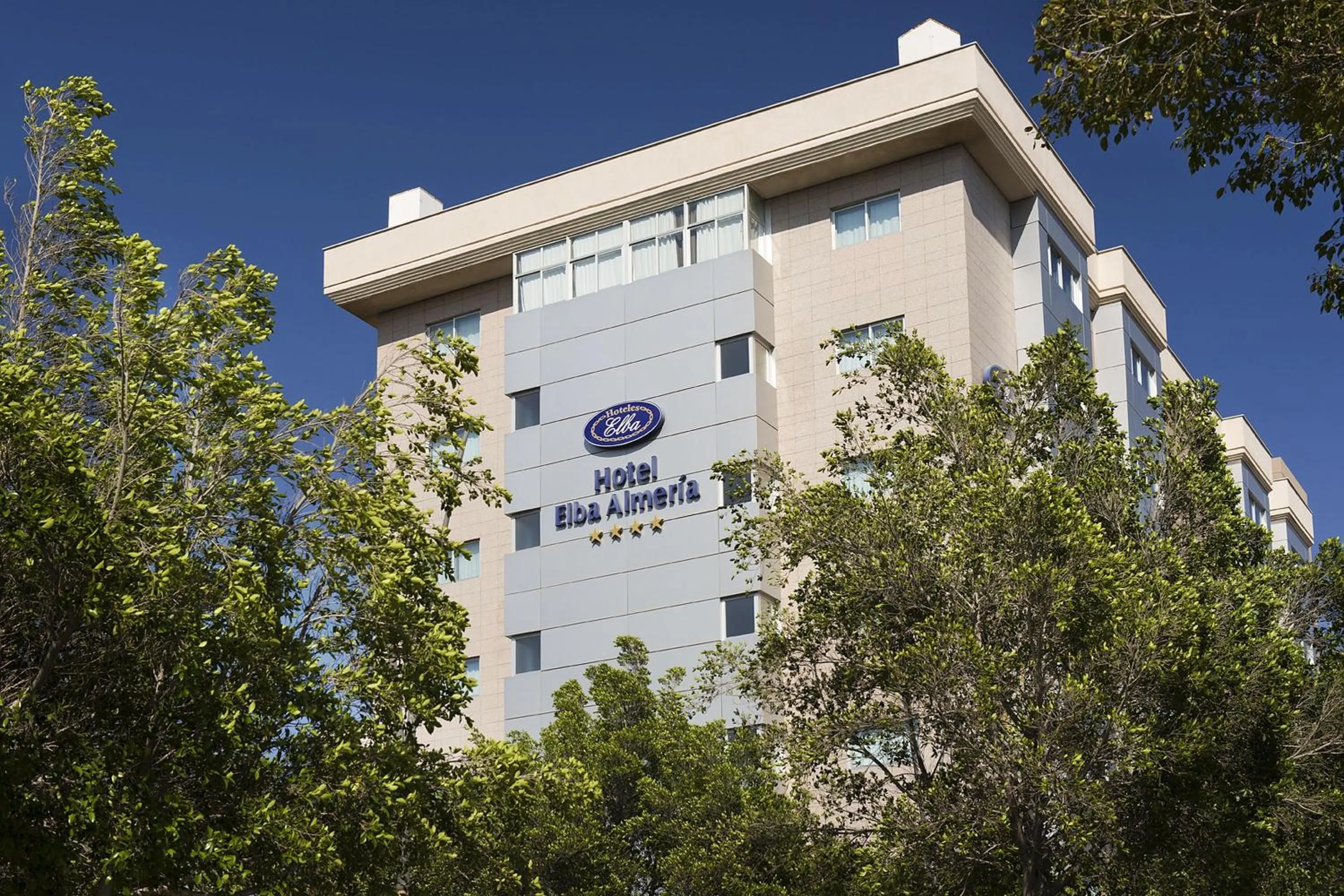 Property building in Elba Almeria Business & Convention Hotel