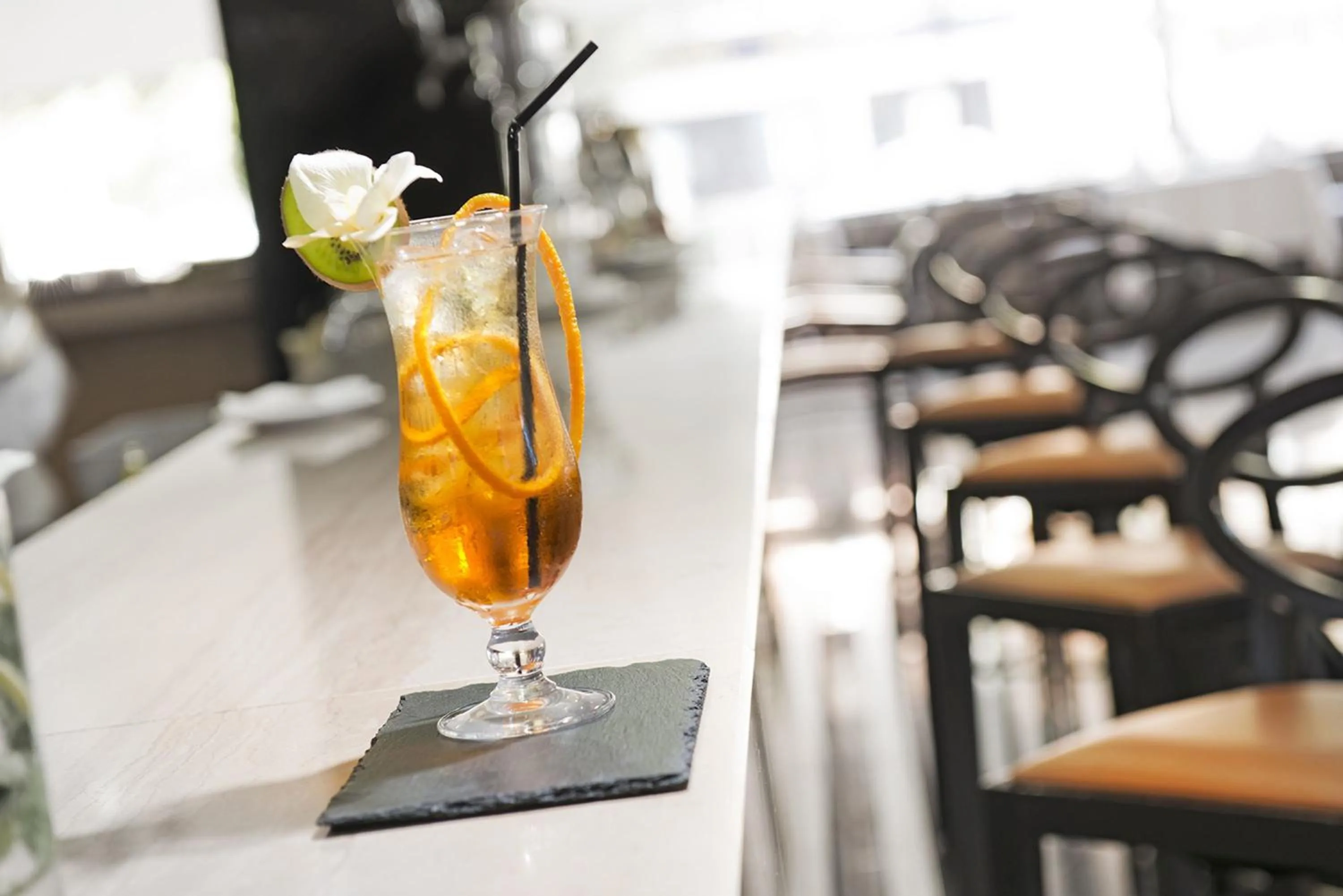 Drinks in Elba Almeria Business & Convention Hotel