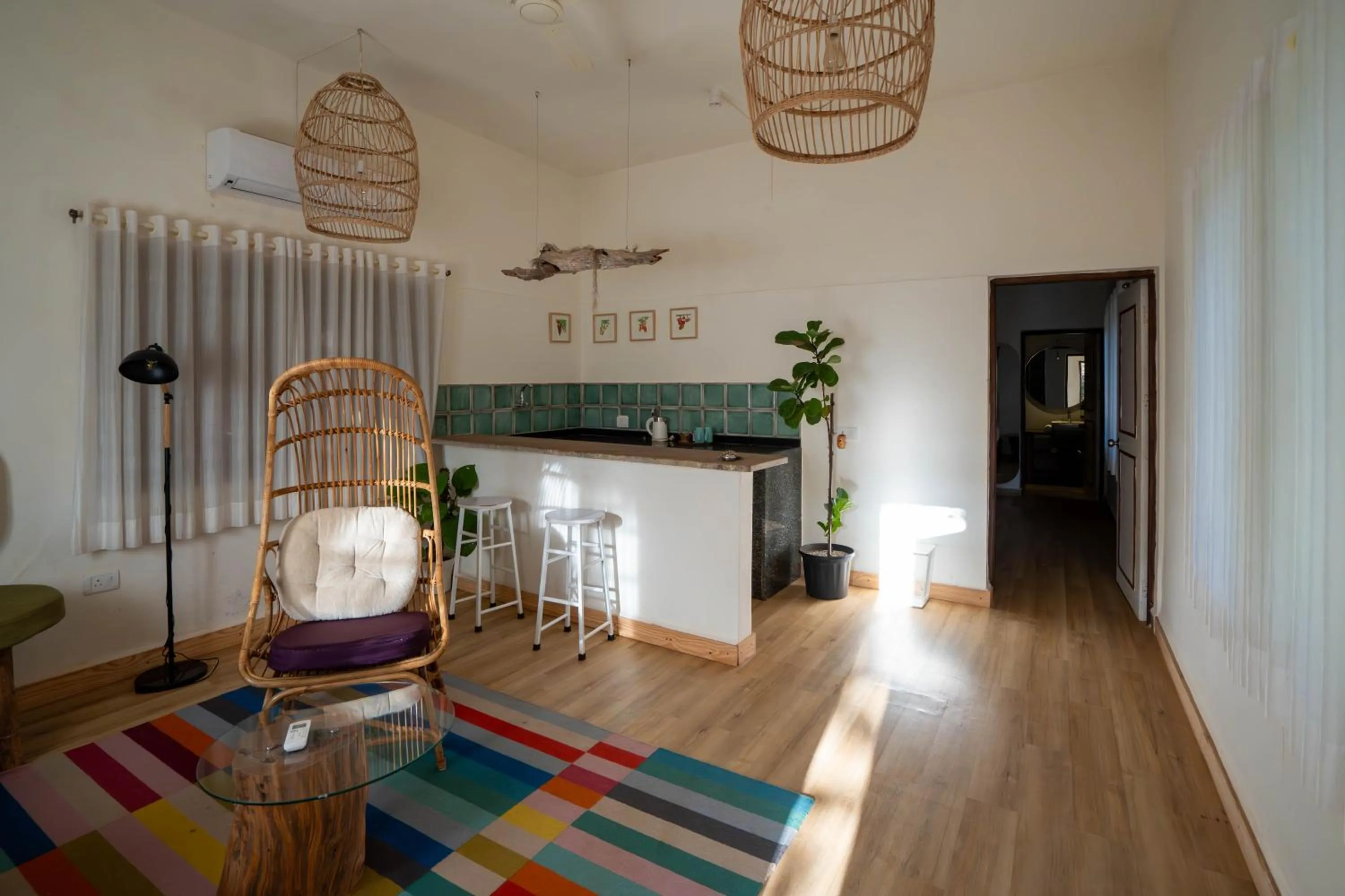 Living room in Circle