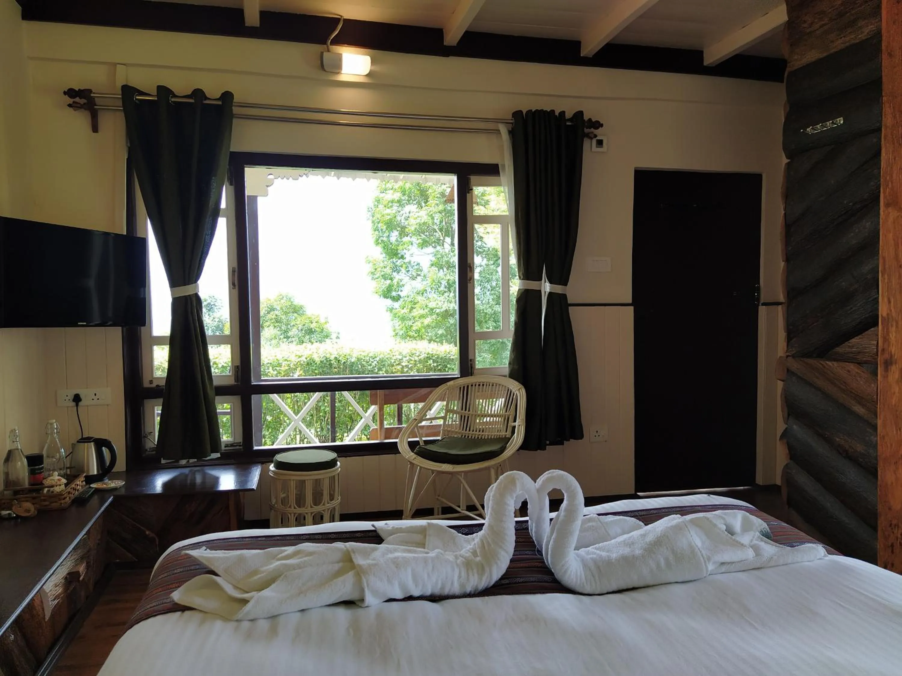 Bed in The Nettle and Fern Farmstay