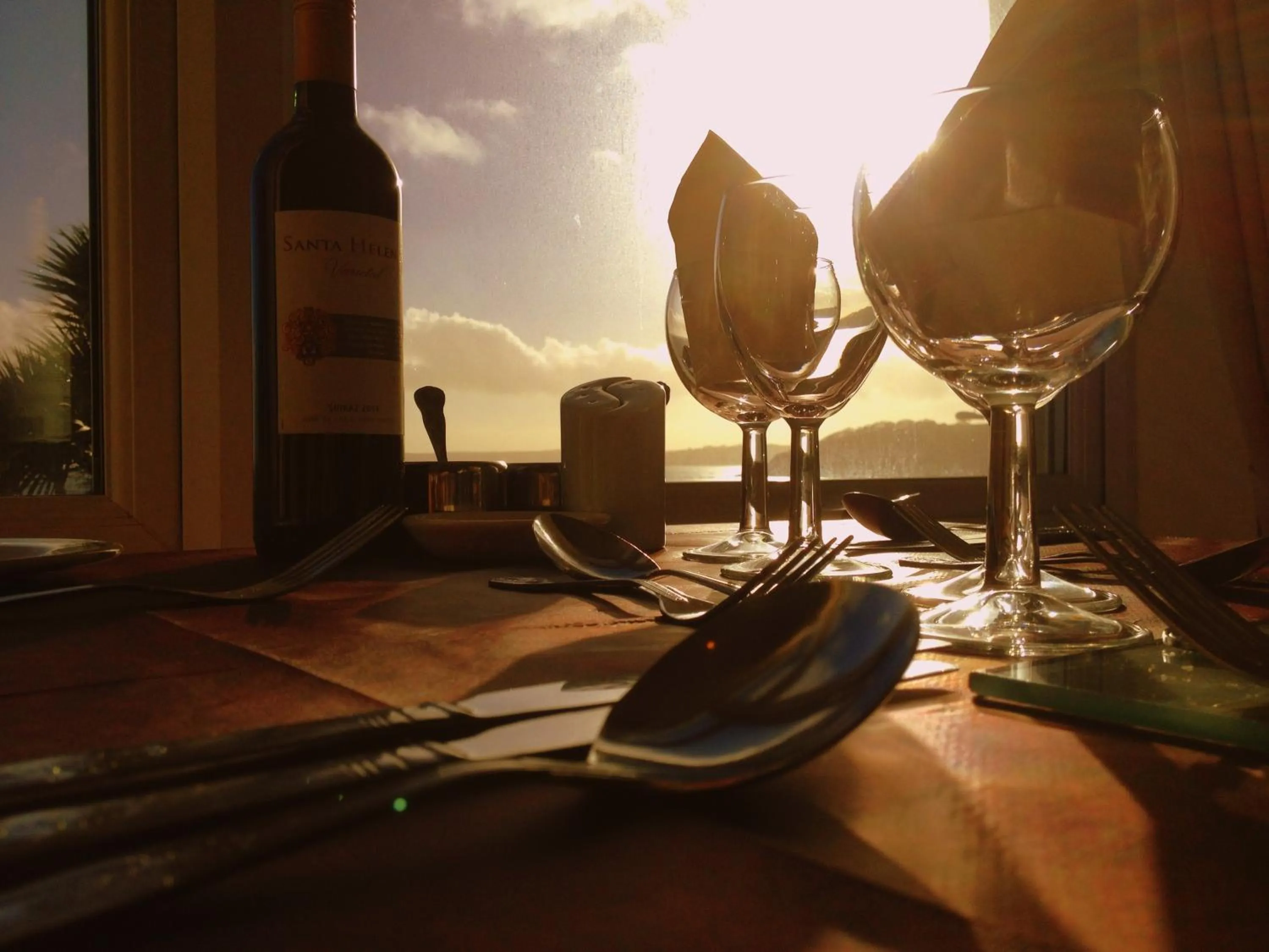 Restaurant/places to eat in Membly Hall Hotel