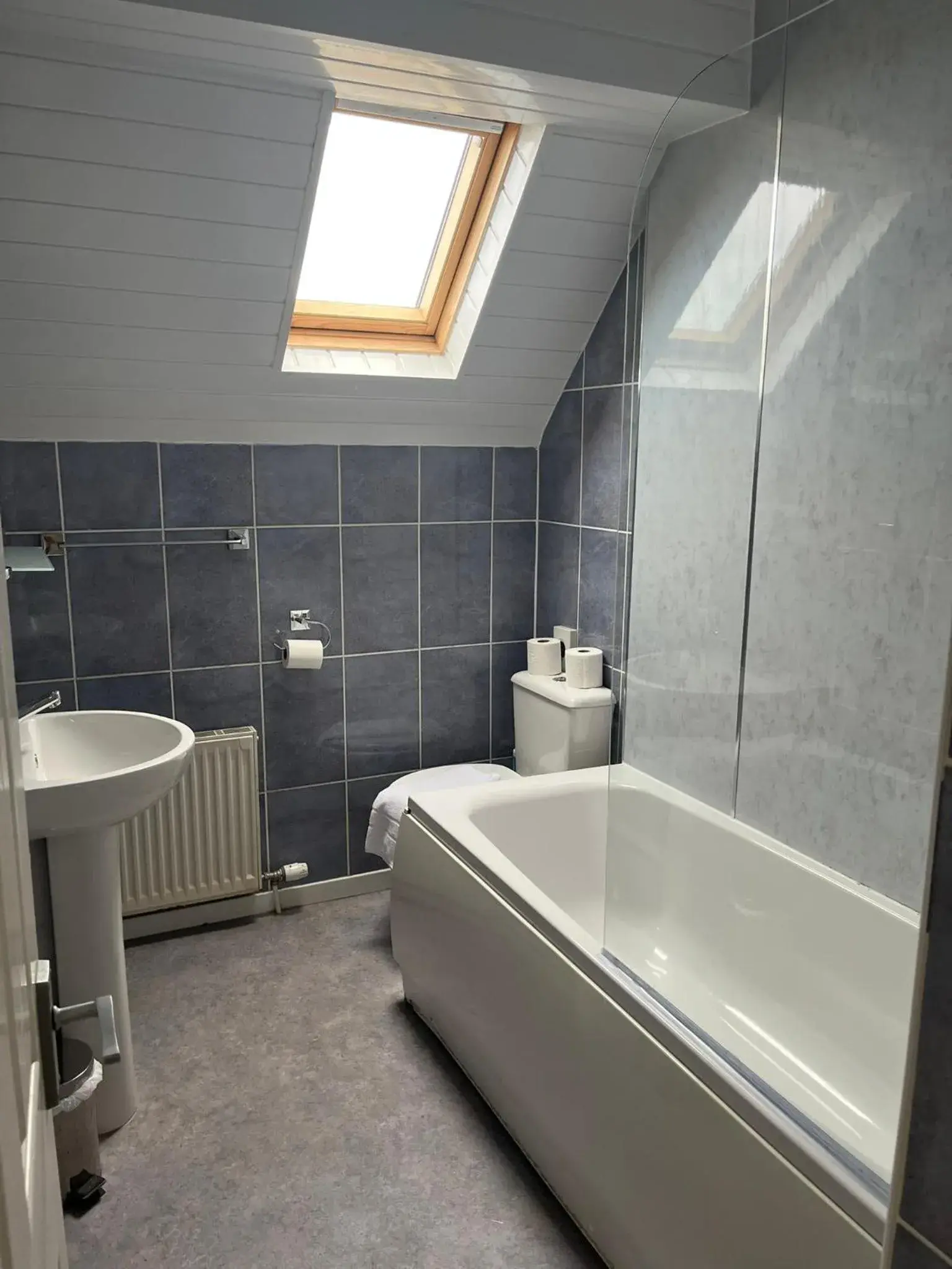 Family Room with Sea View in The Calder House Hotel Family Room with Sea View in The Calder House Hotel