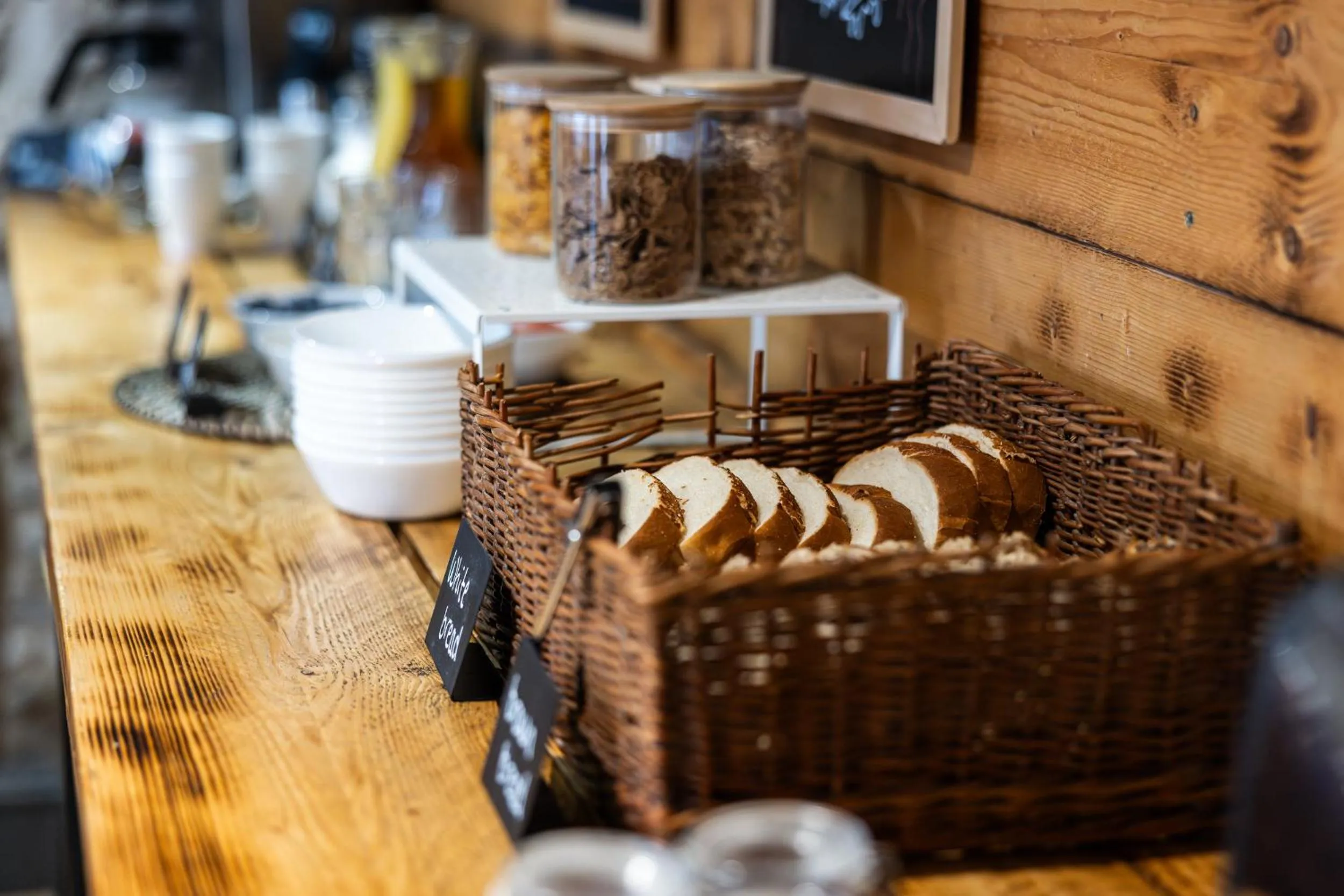 Food and drinks in The First Hurdle Guest House