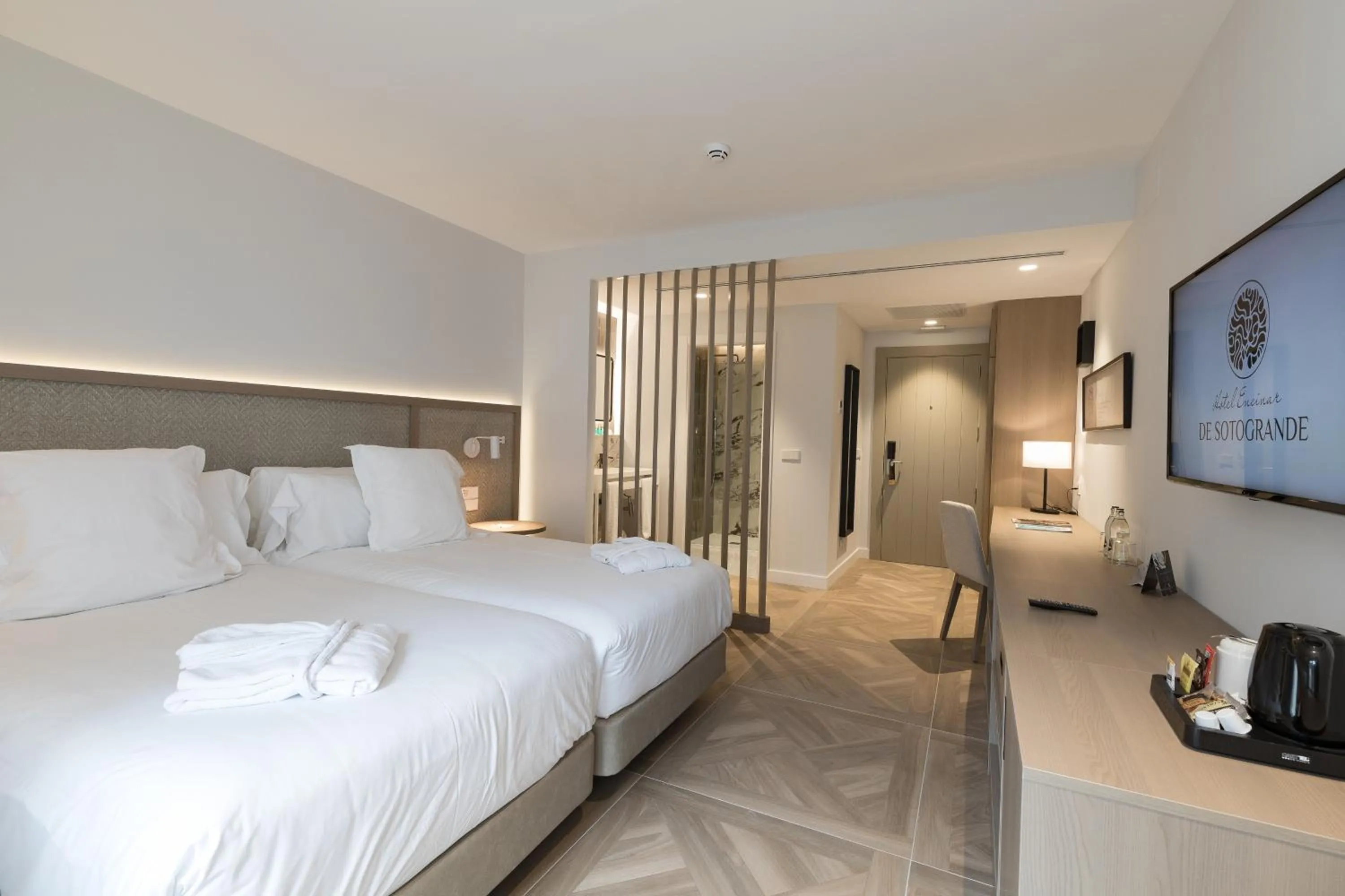 Bed in Hotel Encinar de Sotogrande