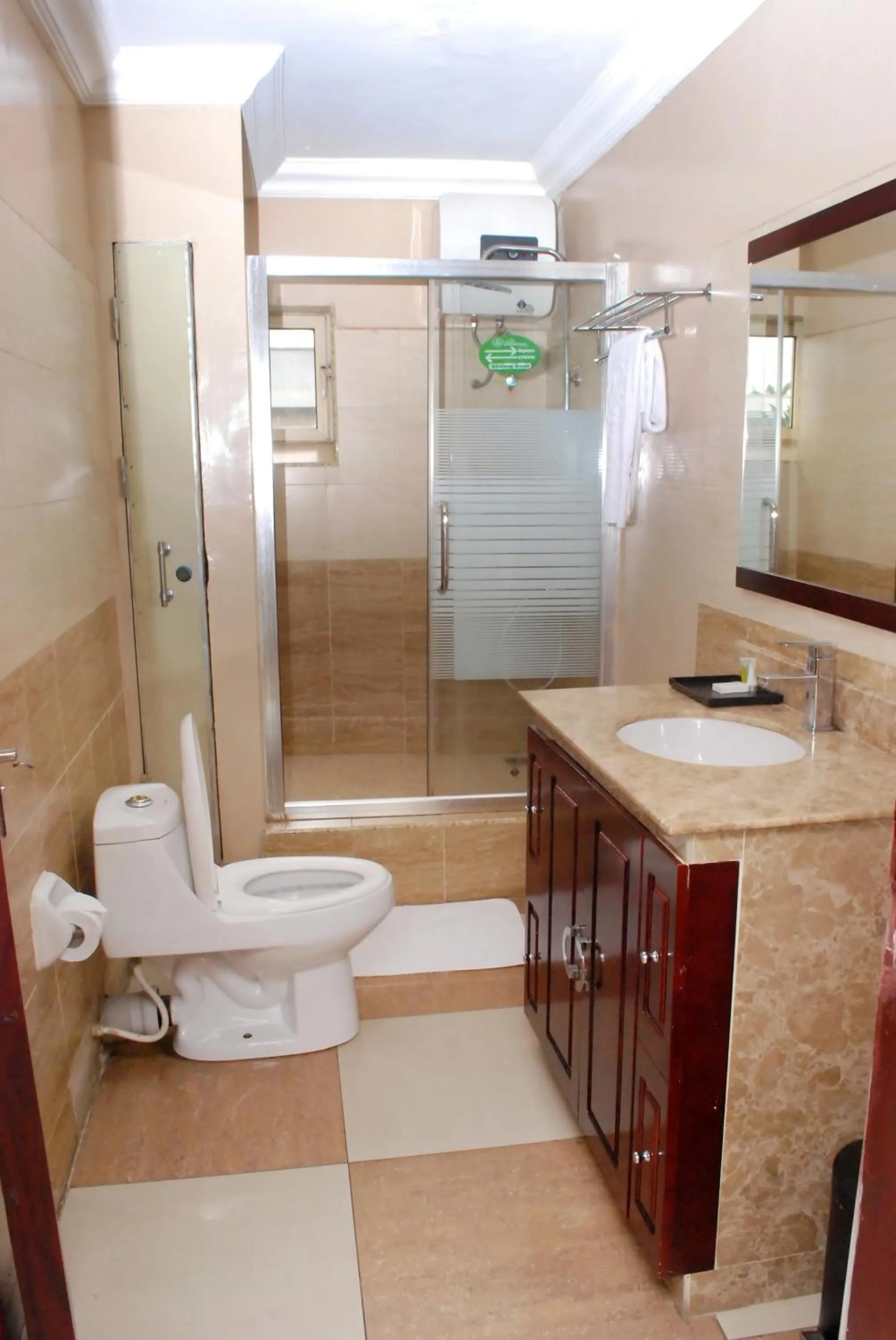 Bathroom in De Rembrandt Hotels and Suites