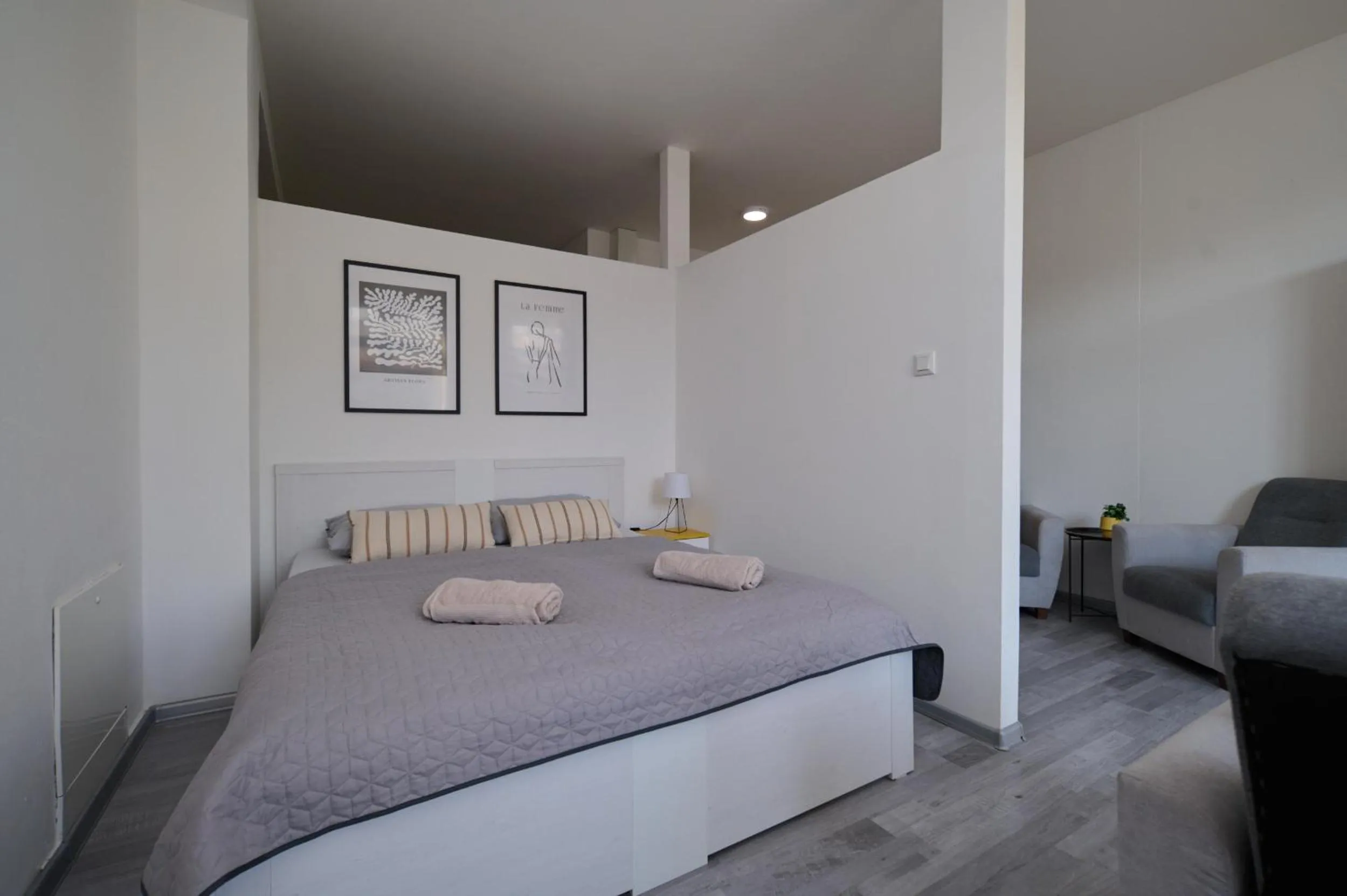 Photo of the whole room, Bed in Central Apartments