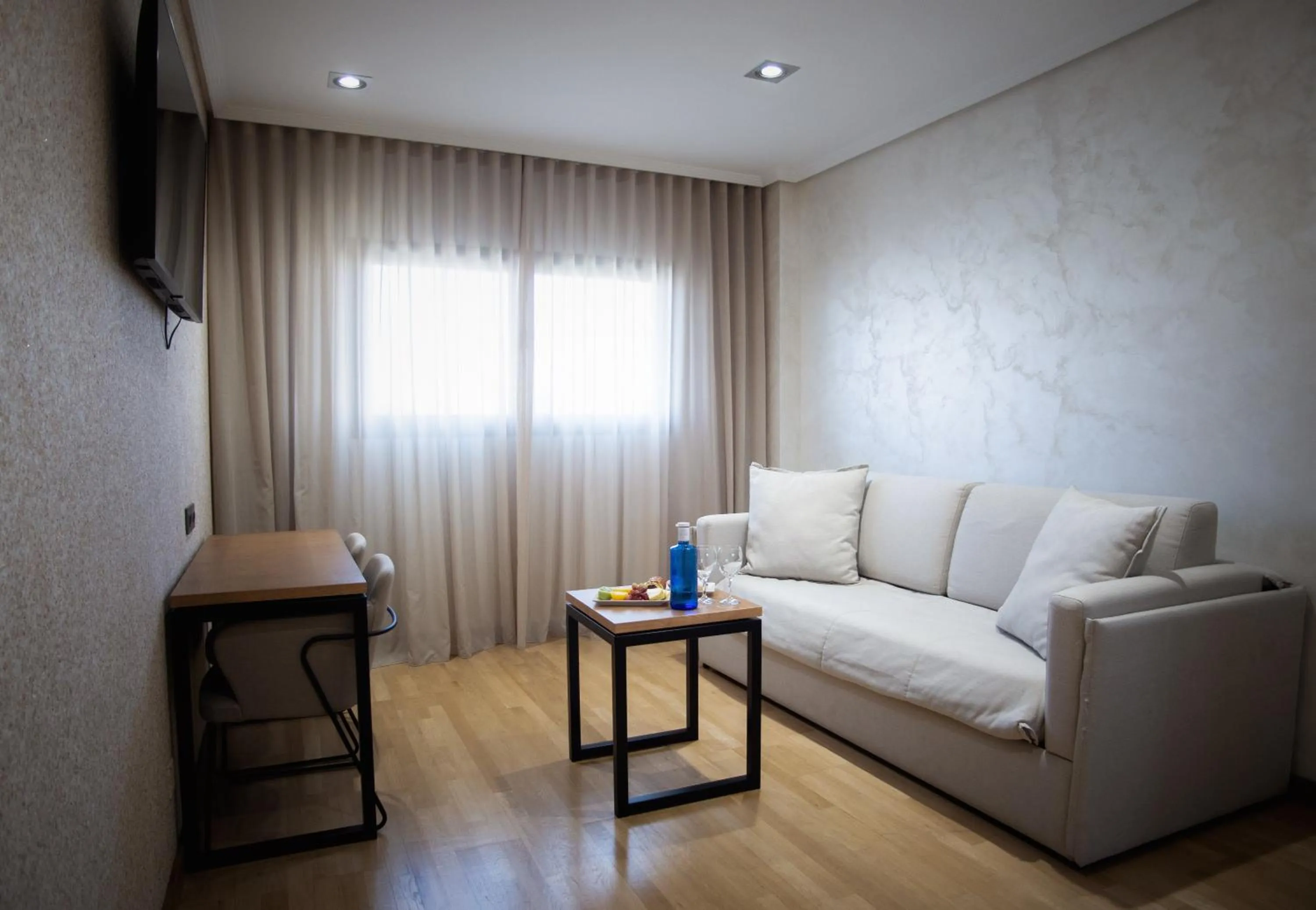 Living room in Sercotel Gran Fama