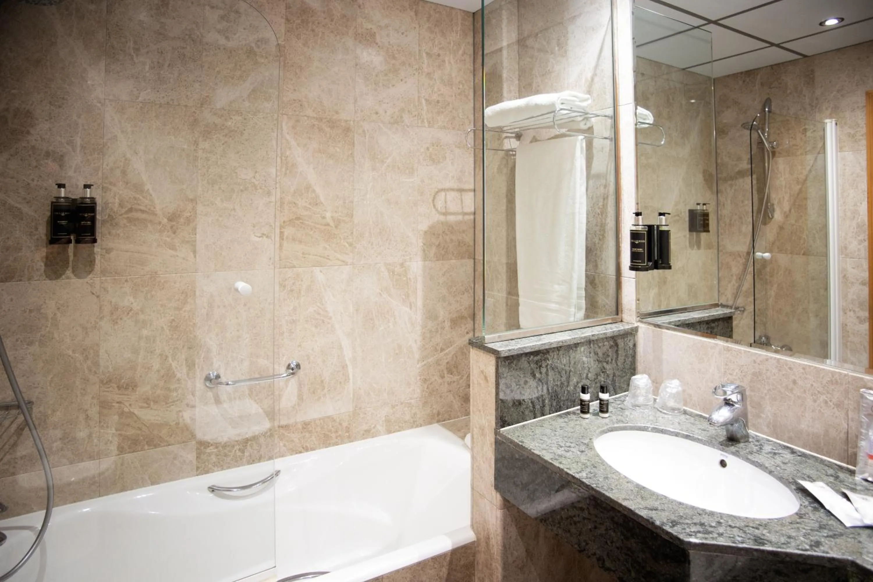 Bathroom in Sercotel Gran Fama