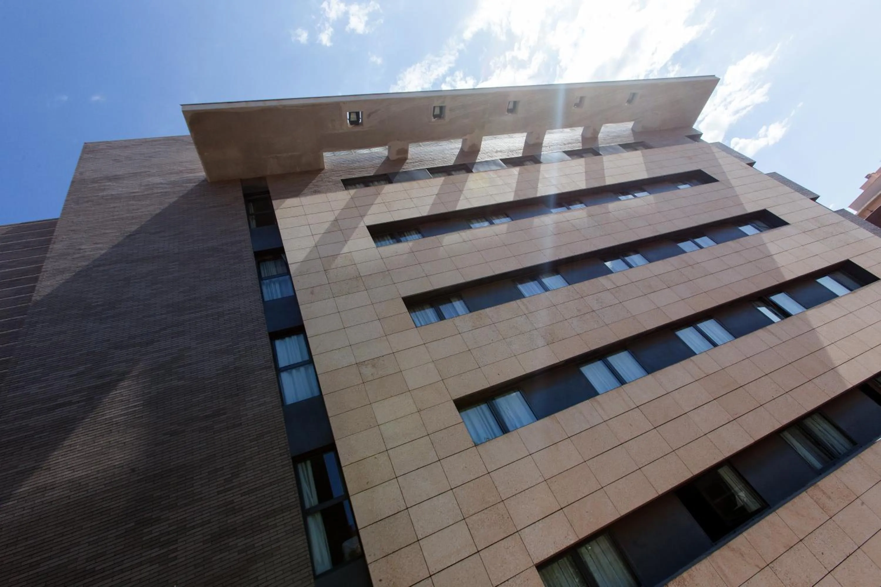 Facade/entrance in Sercotel Gran Fama