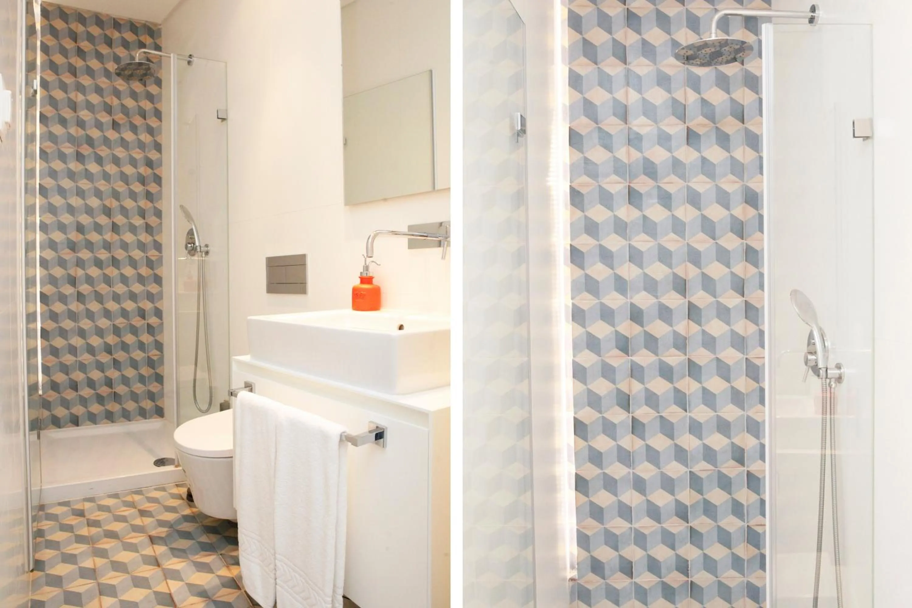 Bathroom in Alfama Yellow House