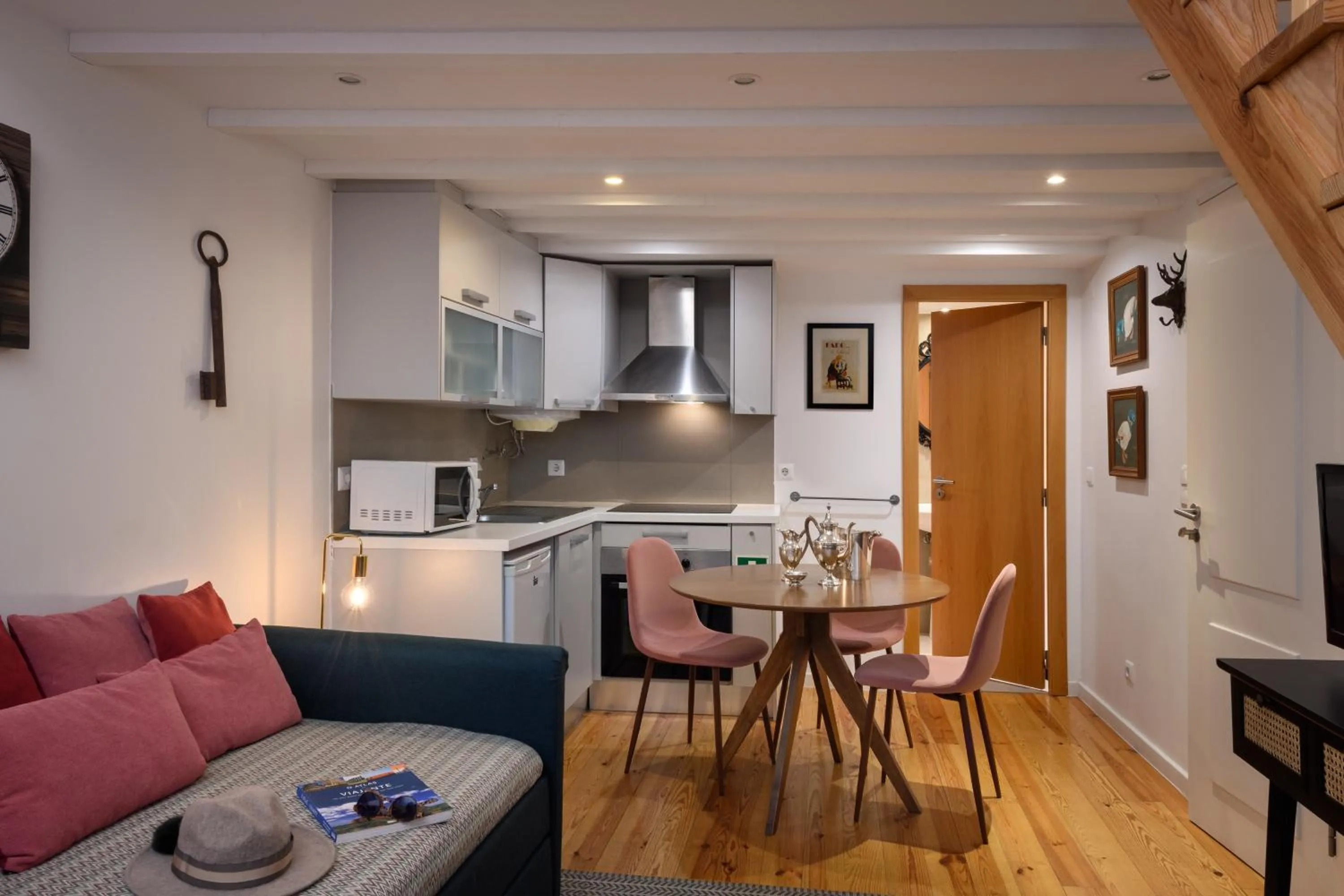 Kitchen or kitchenette in Alfama Yellow House