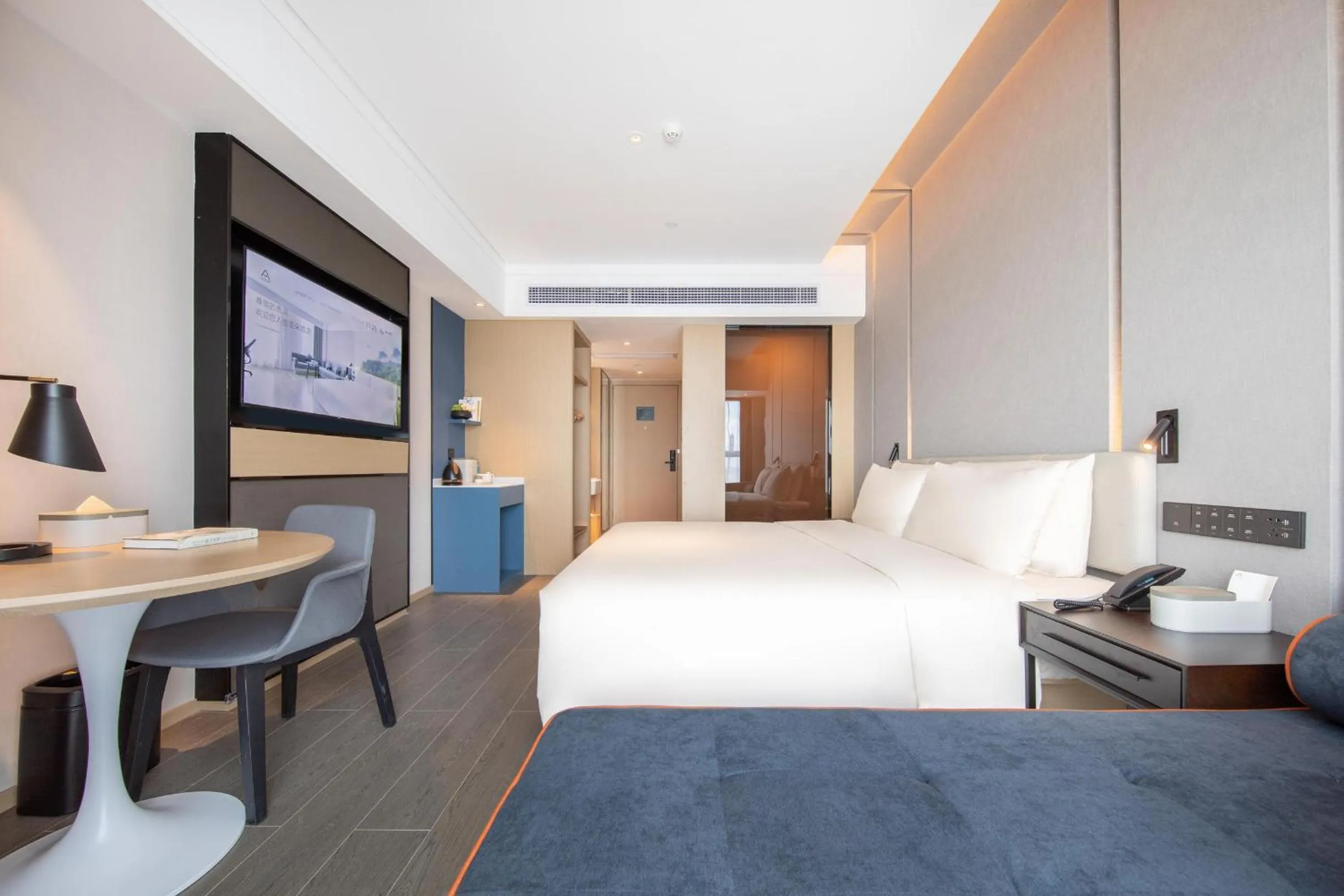 Bed in Atour Hotel Xiaolan Zhongshan