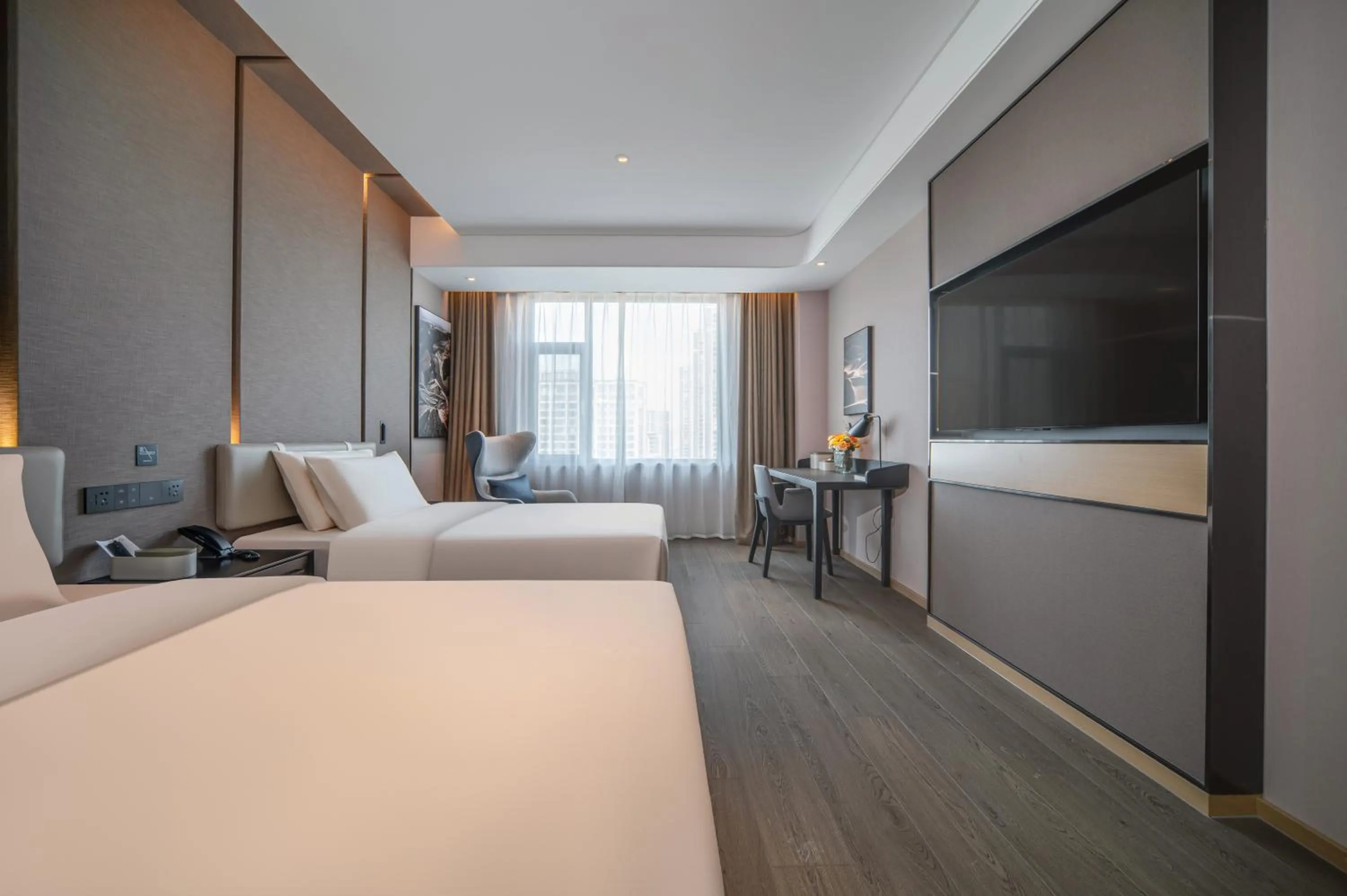 Photo of the whole room, Bed in Atour Hotel Wuxi New District Nanchan Temple Scenic Area