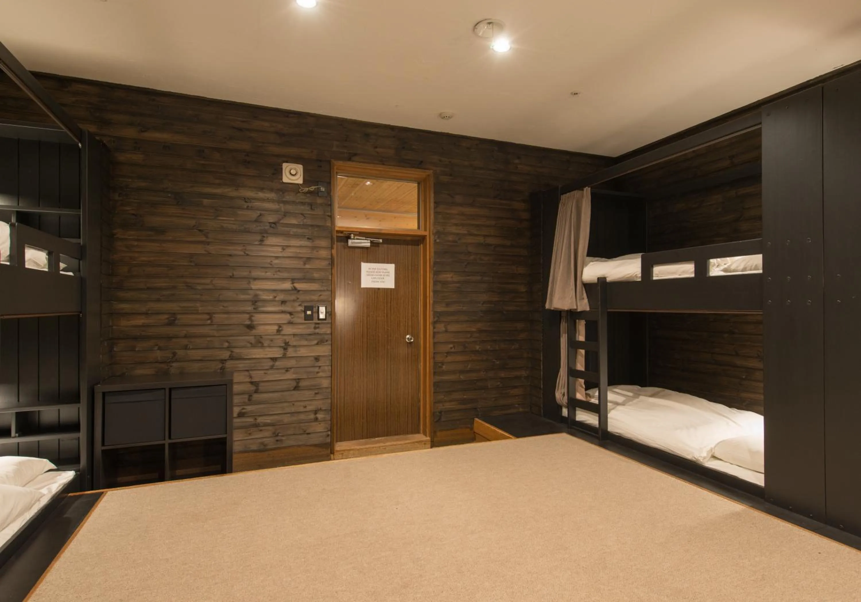 Photo of the whole room, Bed in Moiwa Lodge