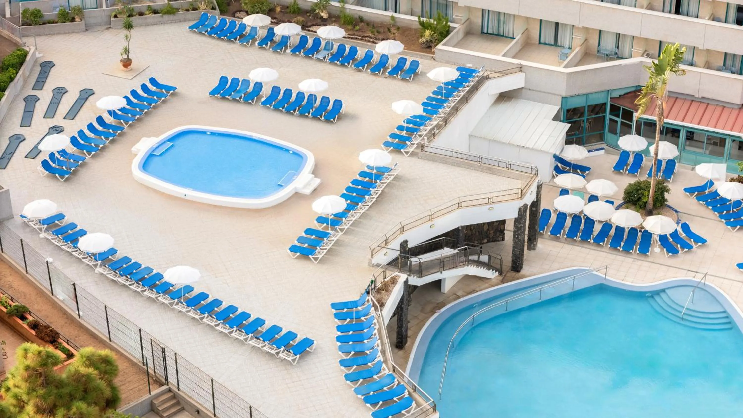 Swimming pool in Alua Tenerife