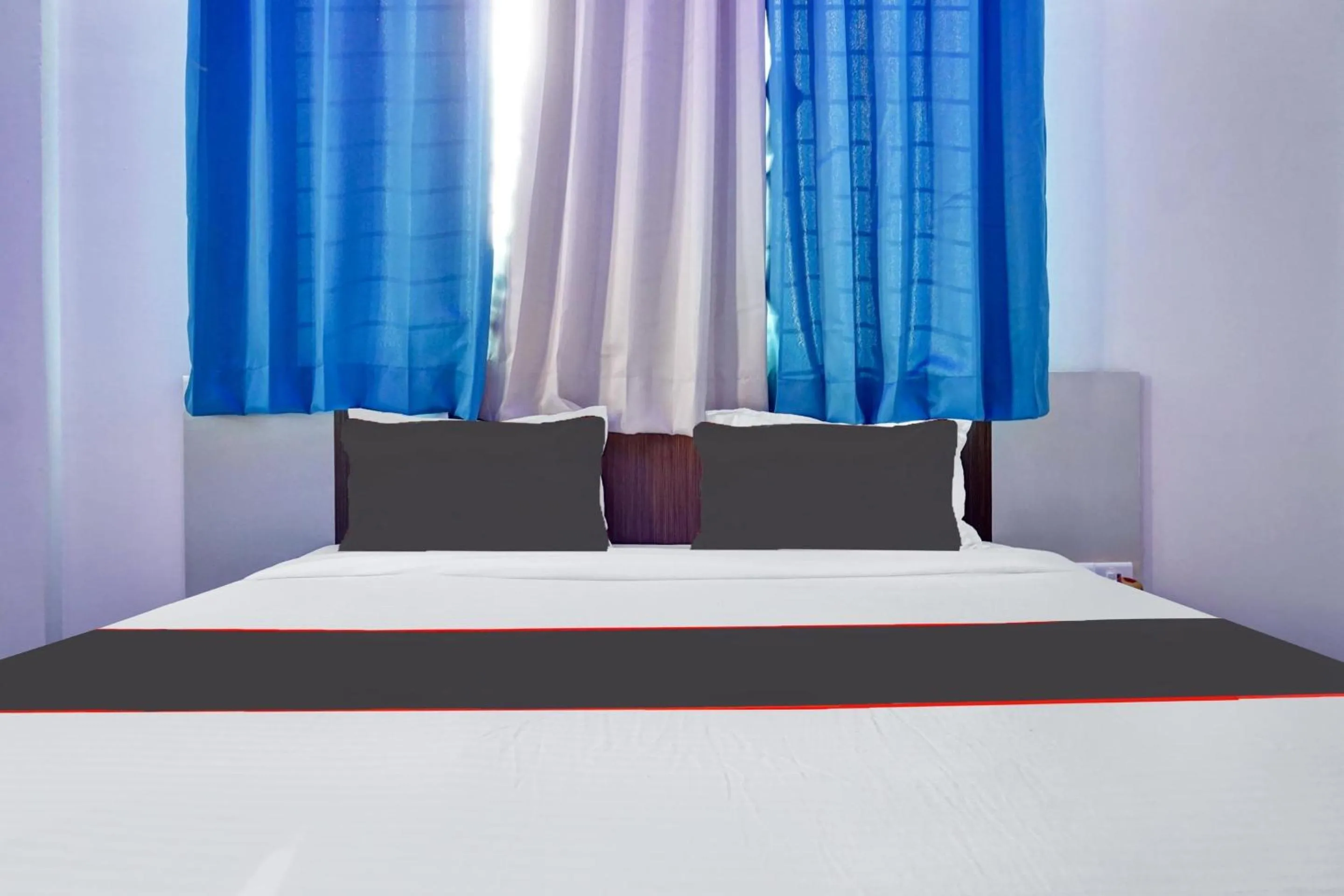 Bedroom, Bed in Super Collection O Eon Inn Near Pune Airport