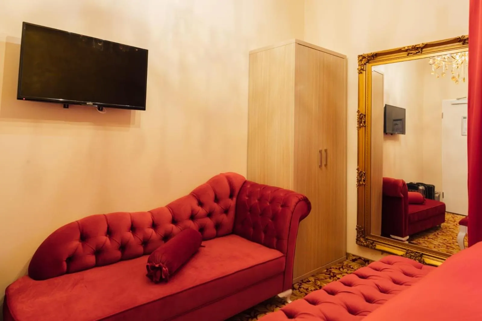 Seating area in Hotel Hamburger Perle