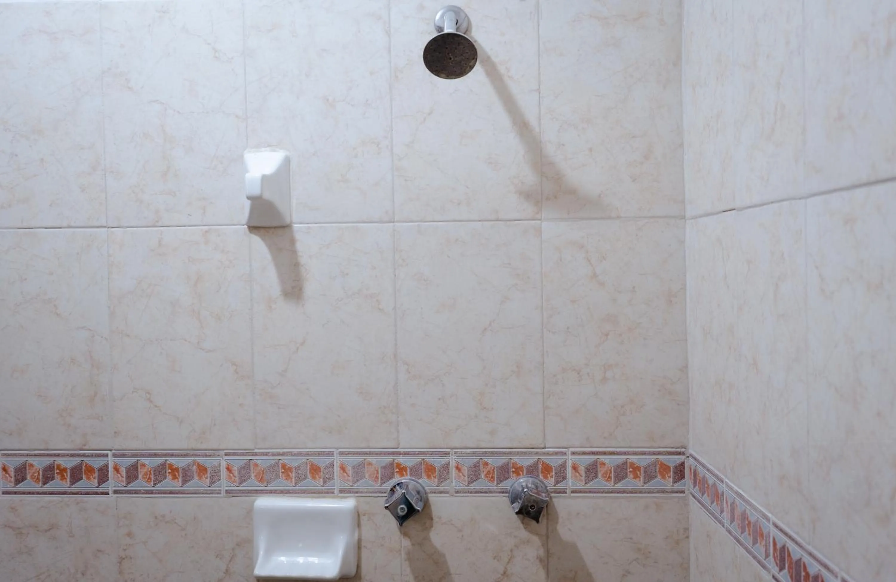 Shower in Hotel Esperanza, Oaxaca Centro