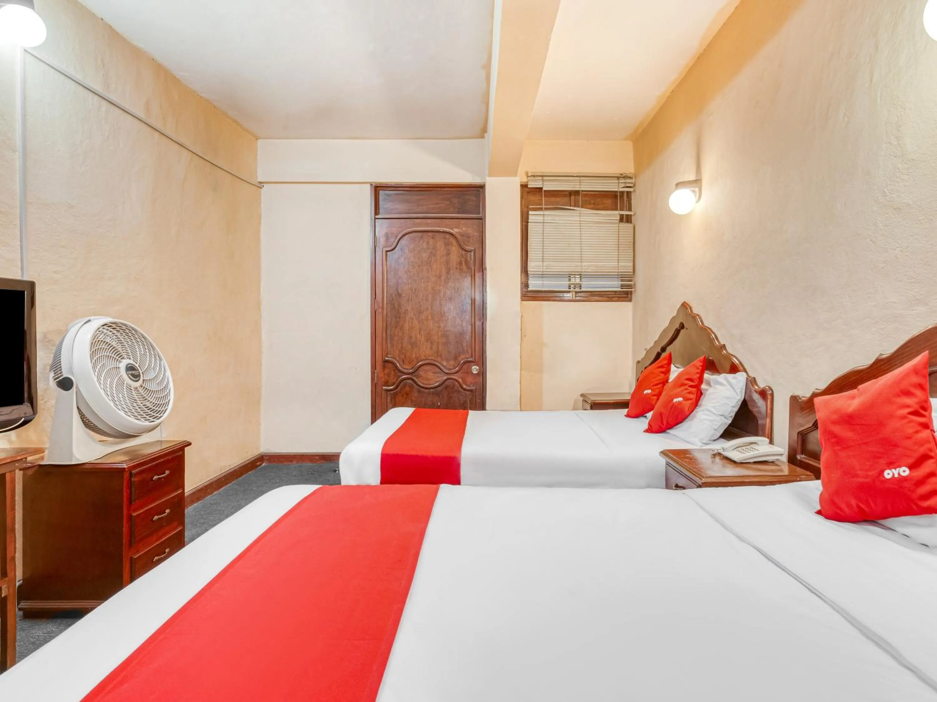 Bedroom, Bed in Hotel Esperanza, Oaxaca Centro