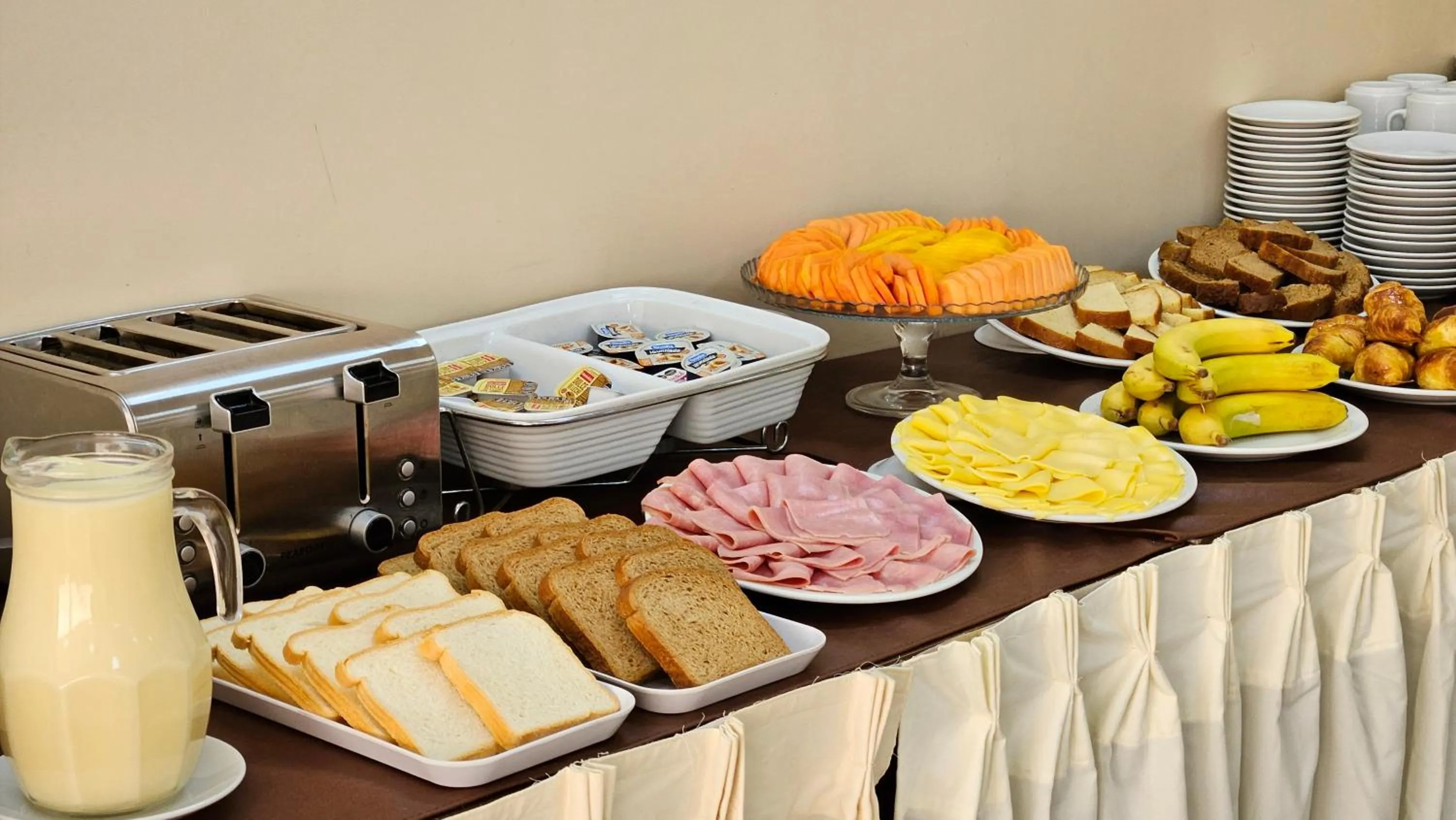 Breakfast in Mensú Grand Hotel