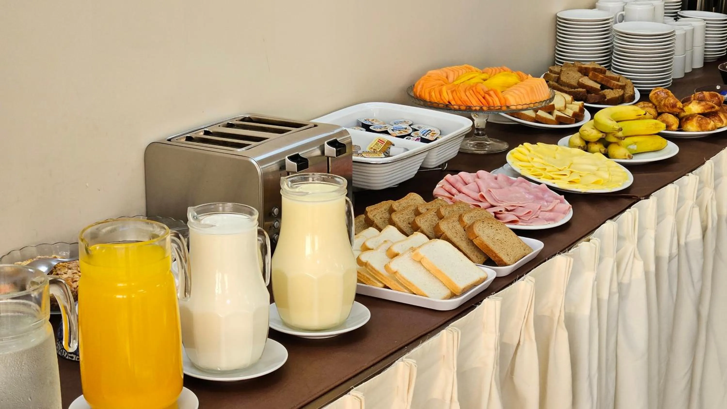 Breakfast in Mensú Grand Hotel