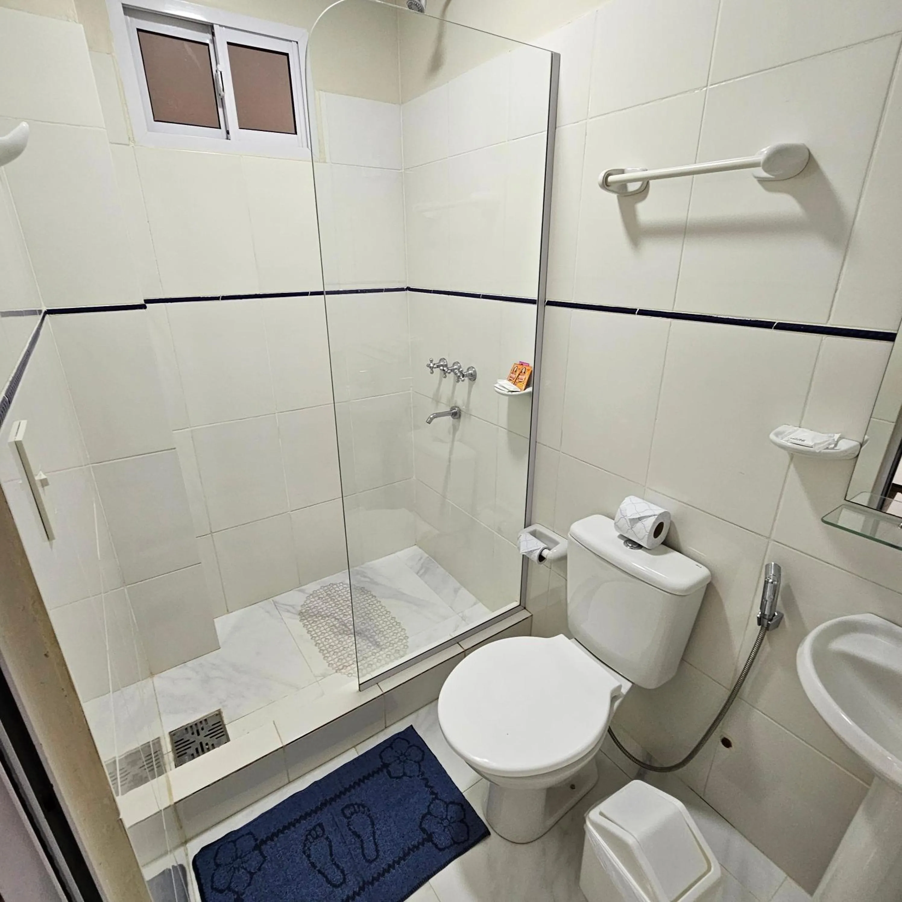 Shower in Mensú Grand Hotel