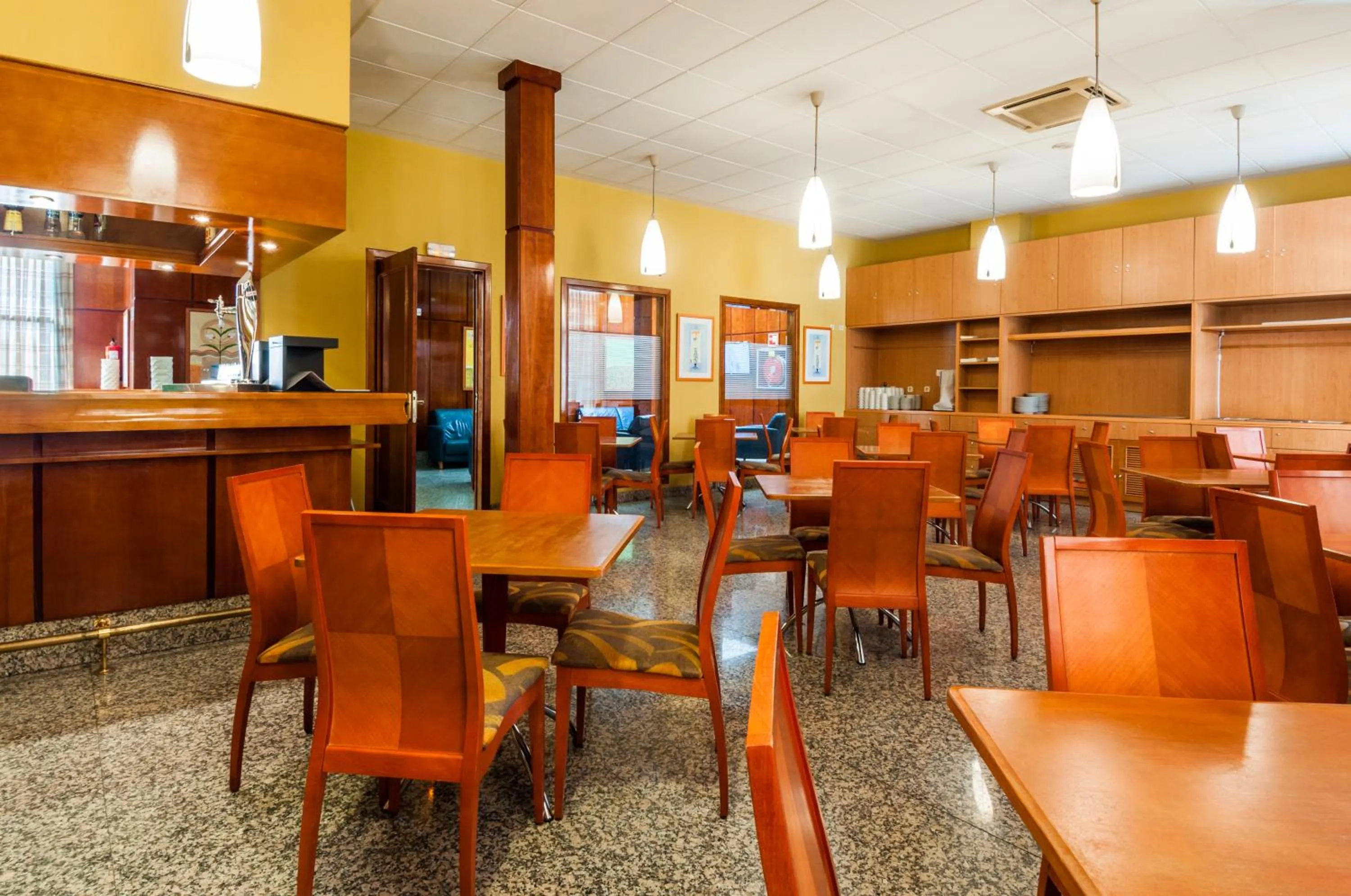 Lounge or bar in Hotel Villa De Pinto