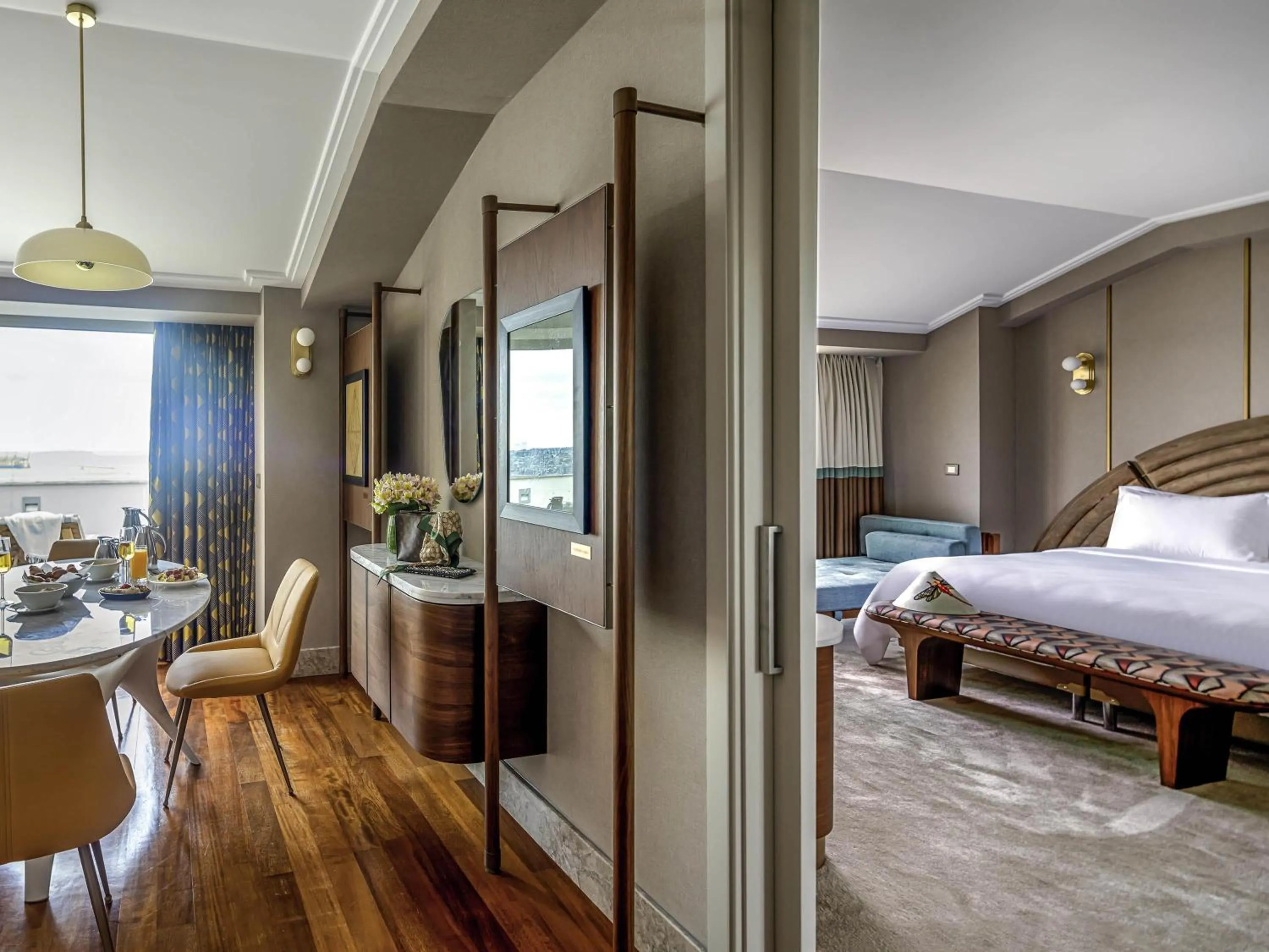 Bedroom, Bed in The Artisan Hotel Istanbul - MGallery Collection